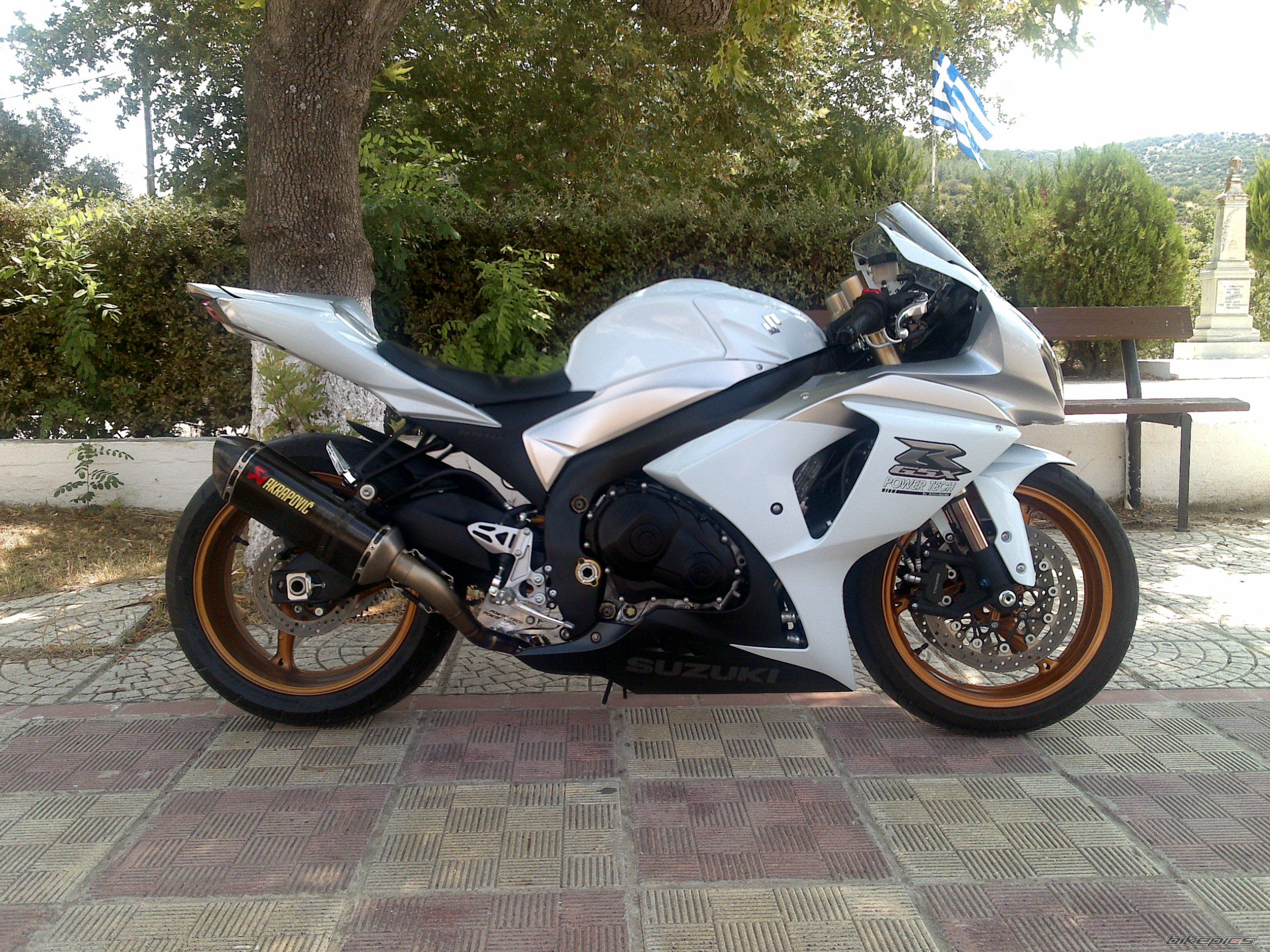 Bike Photo 1898430