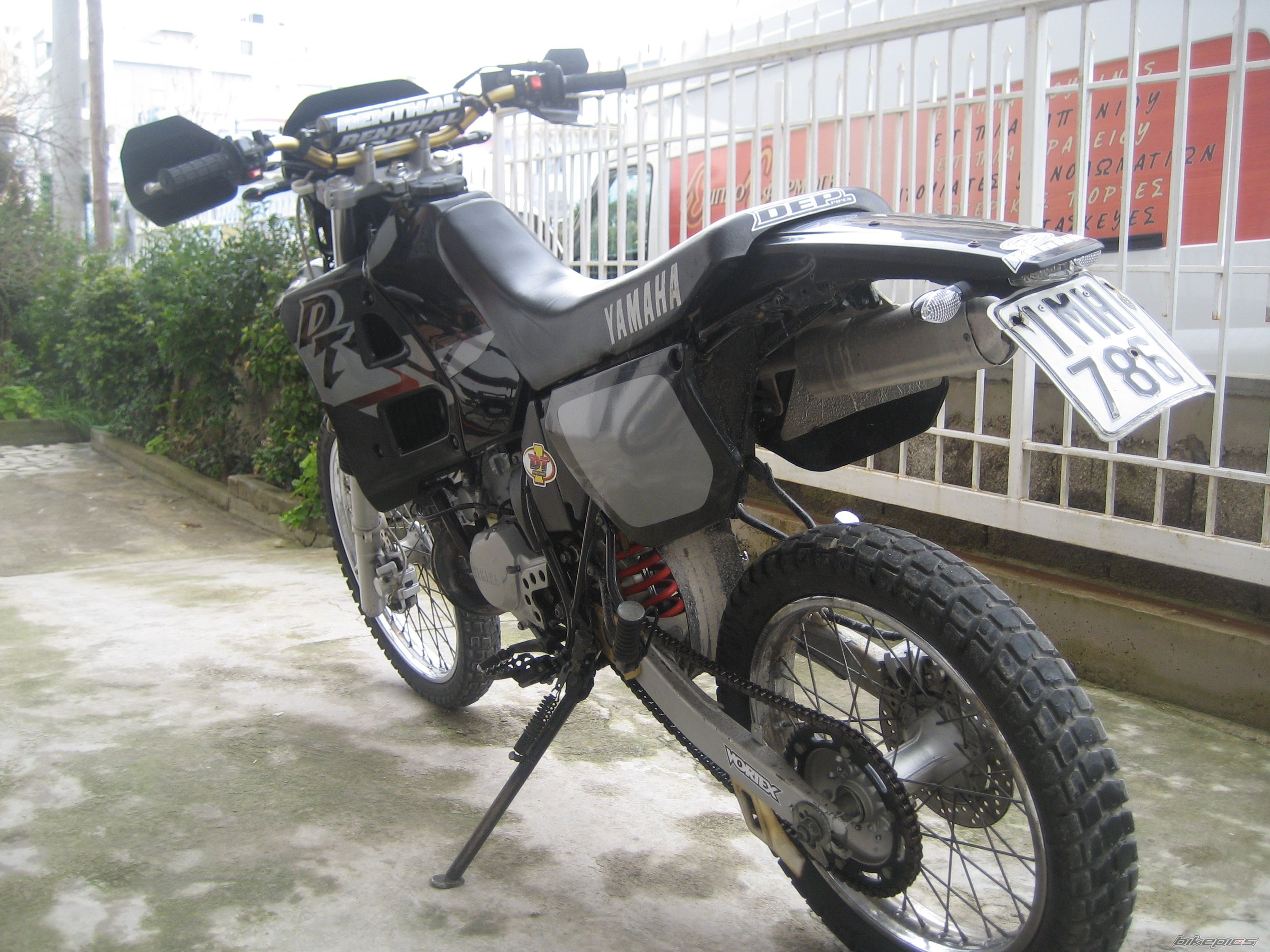 Photo 1898442