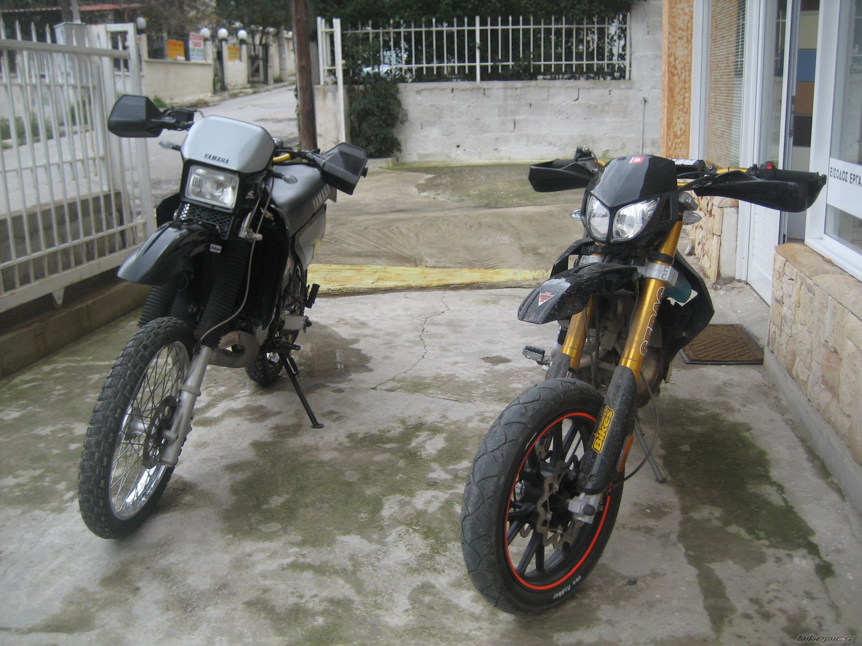 Photo 1898444