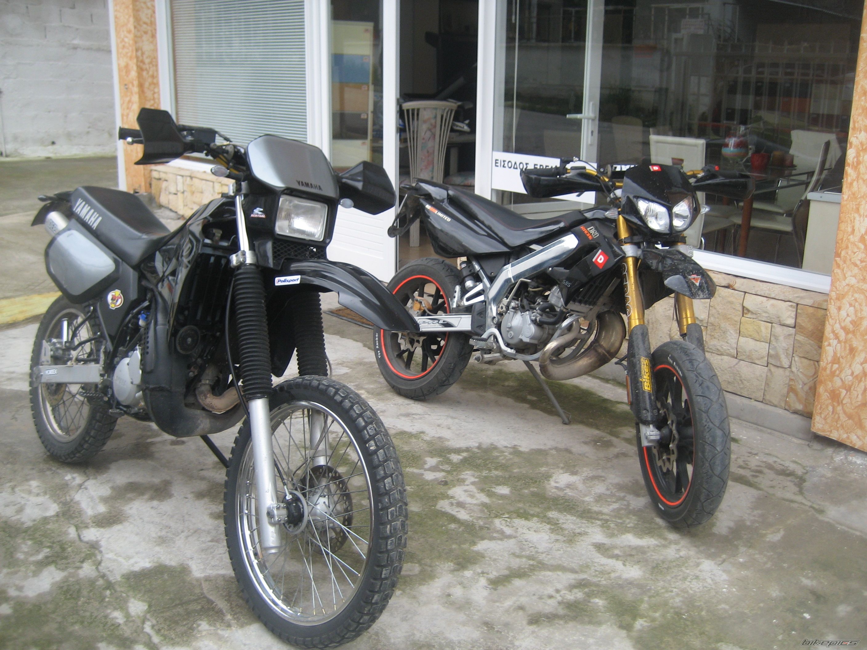 Photo 1898445