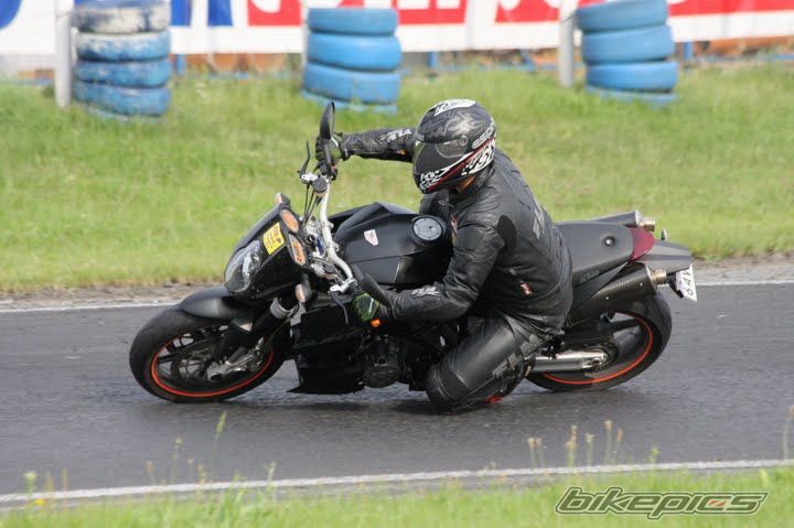 Photo 1898704