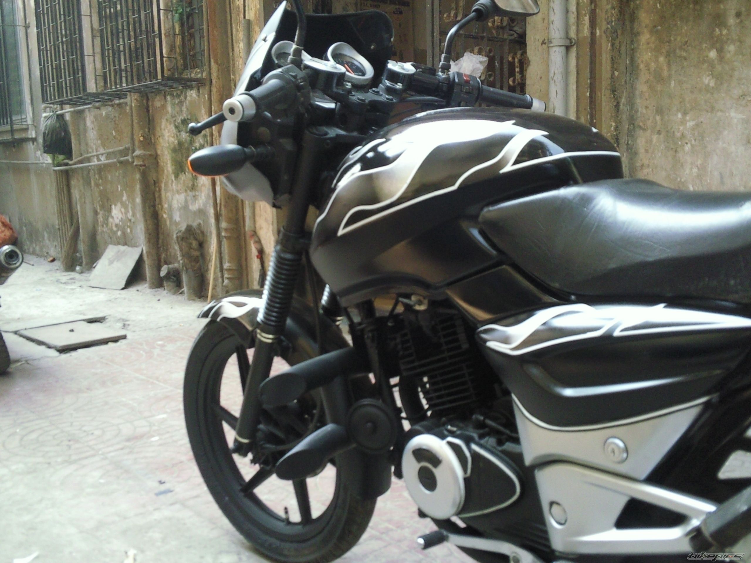 Bike Photo 1899833