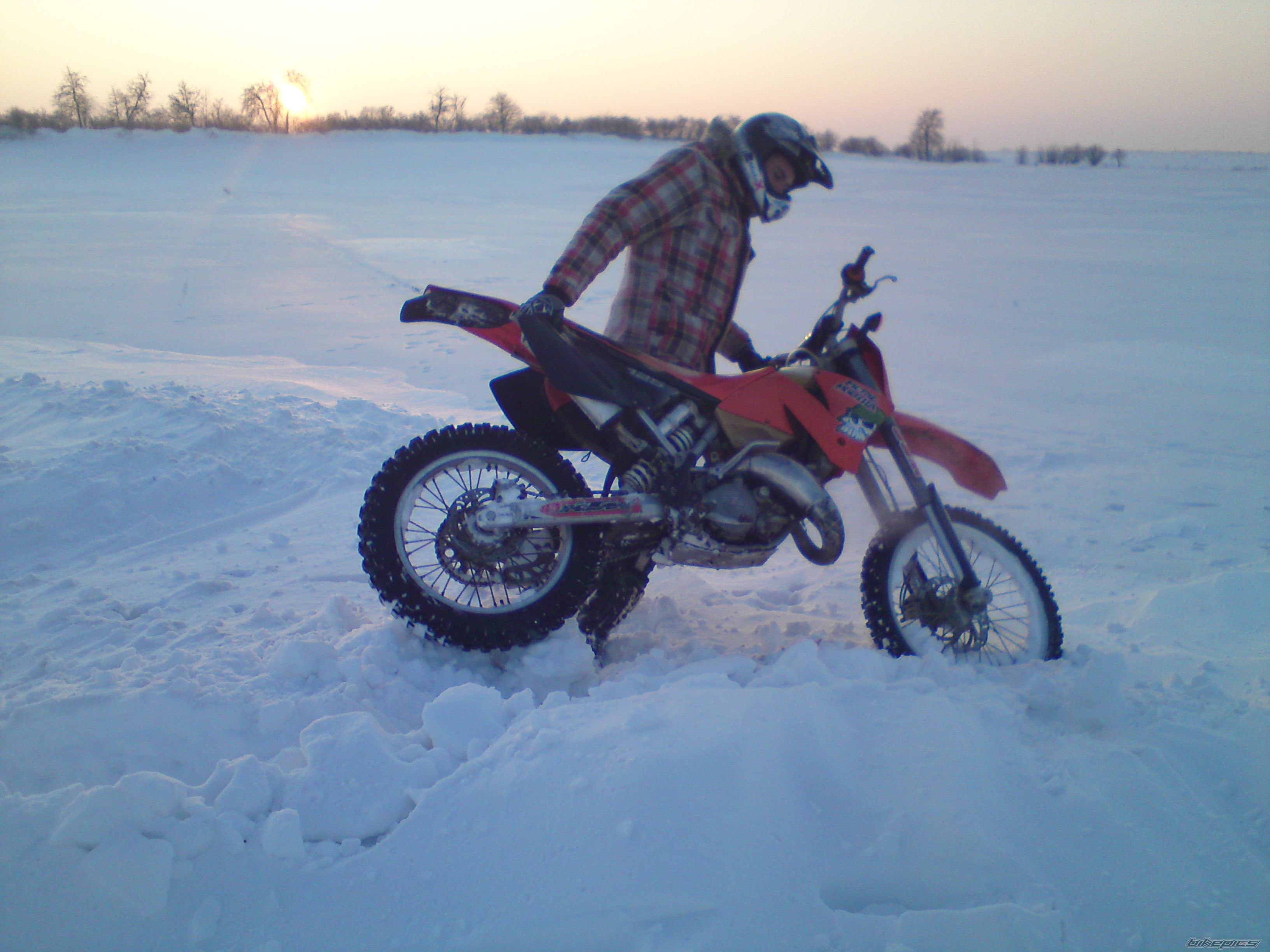 Bike Photo 1900220