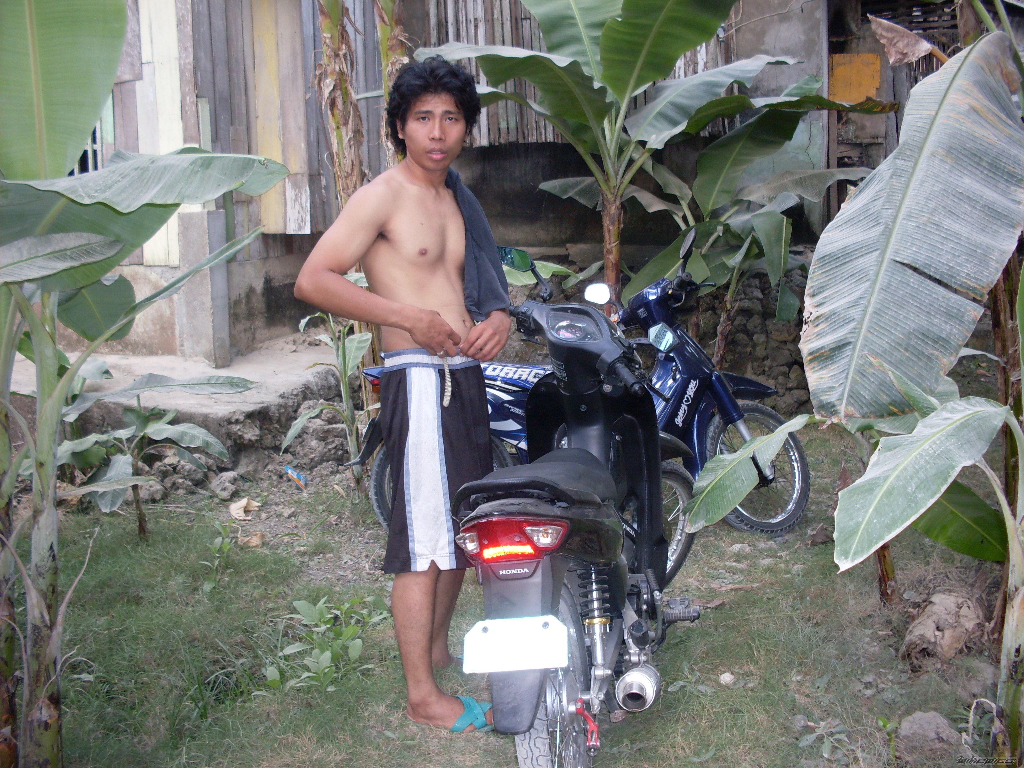 Bike Photo 1900373