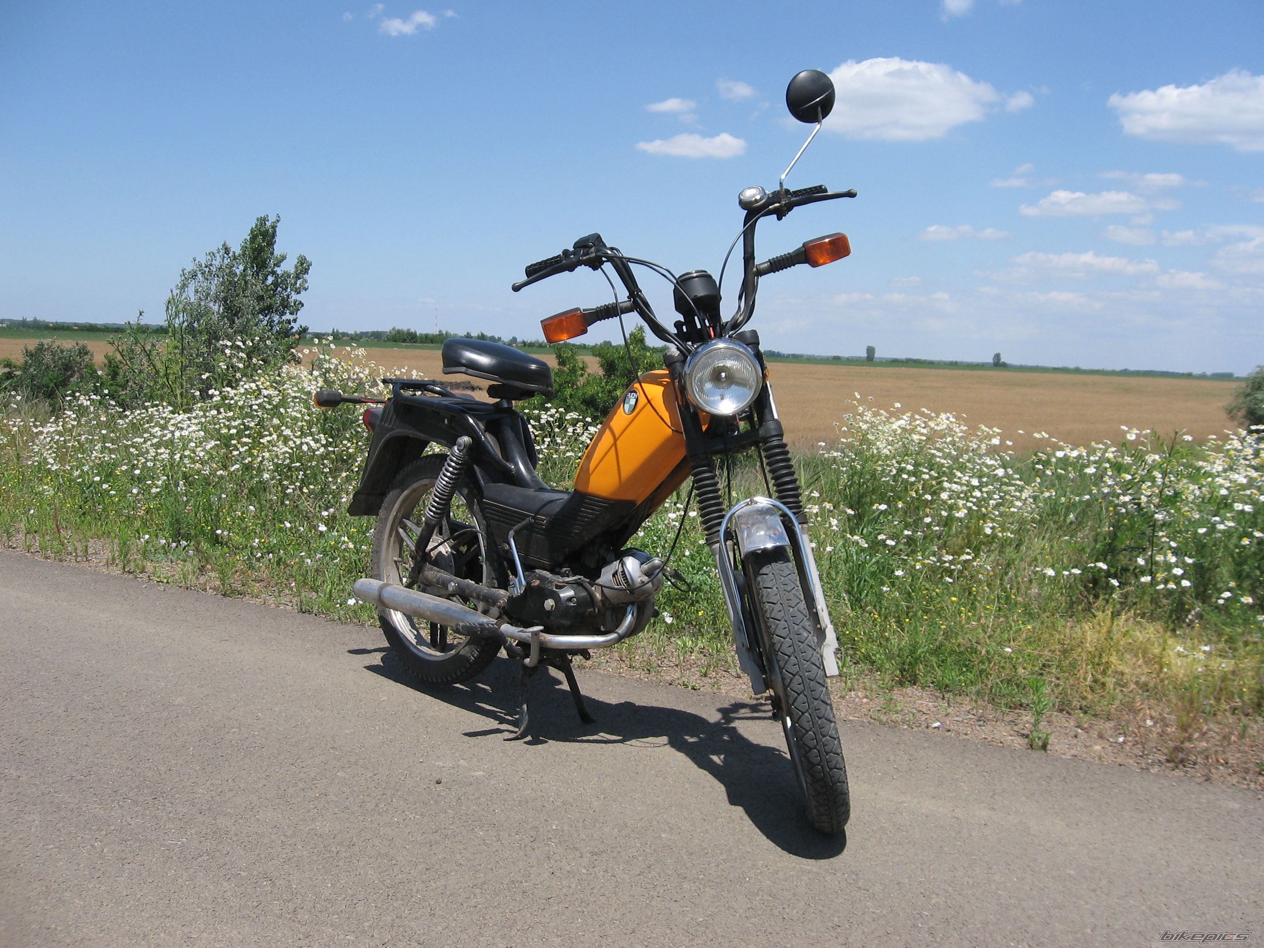 Bike Photo 1900752