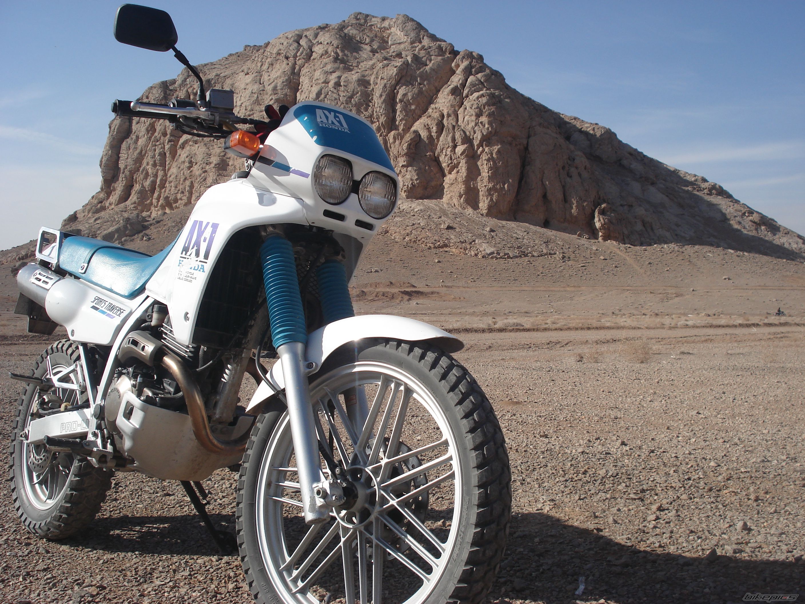 Bike Photo 1900805
