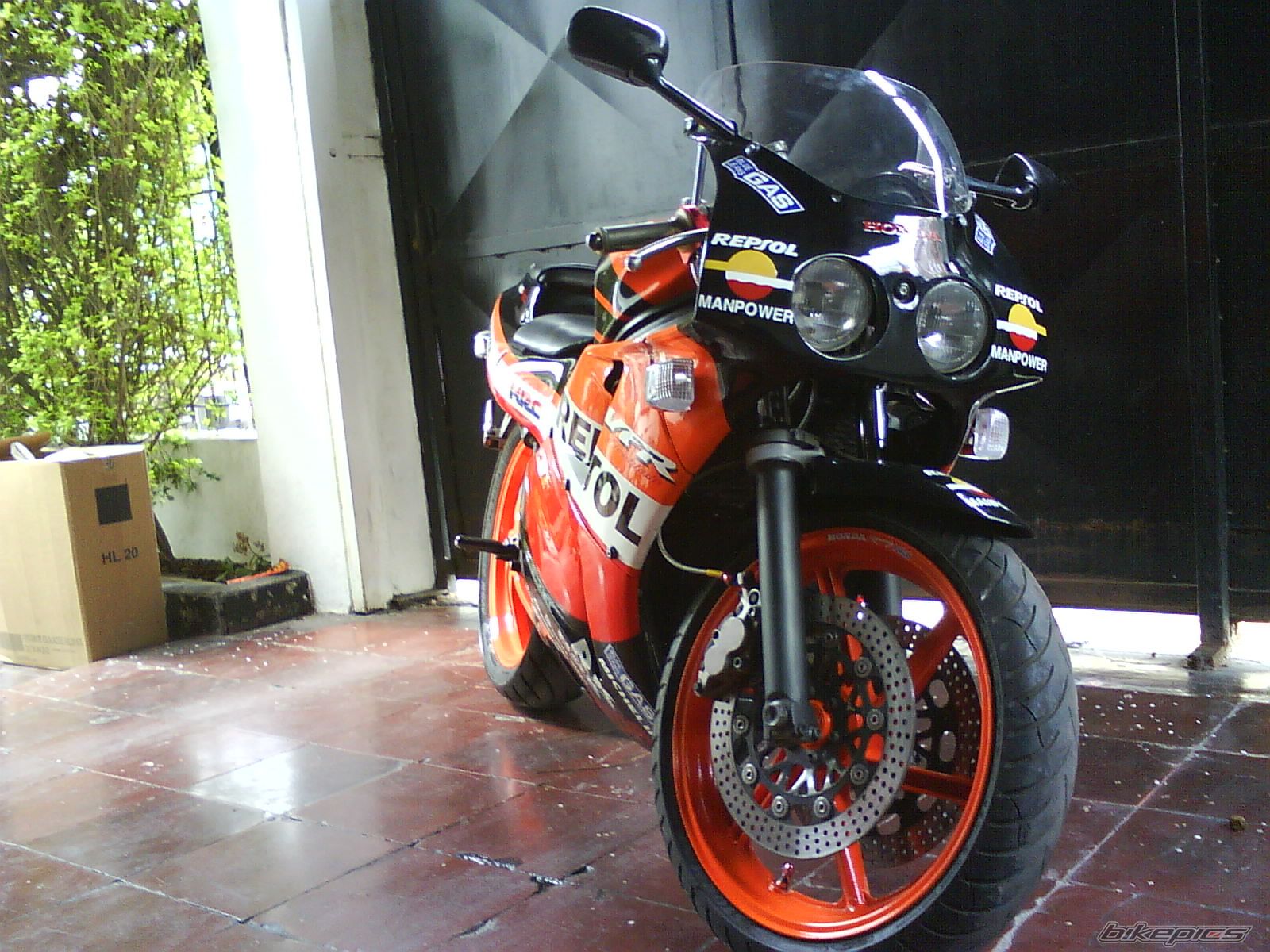 Bike Photo 1900890