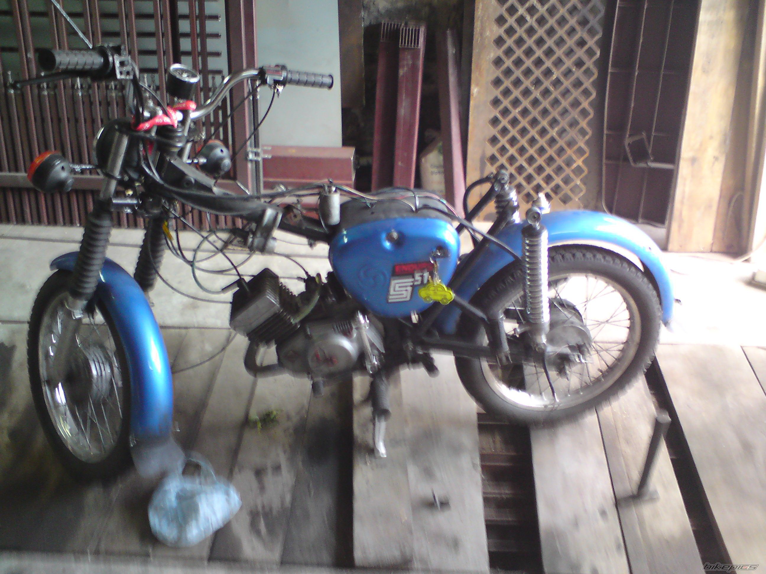 Photo 1901487