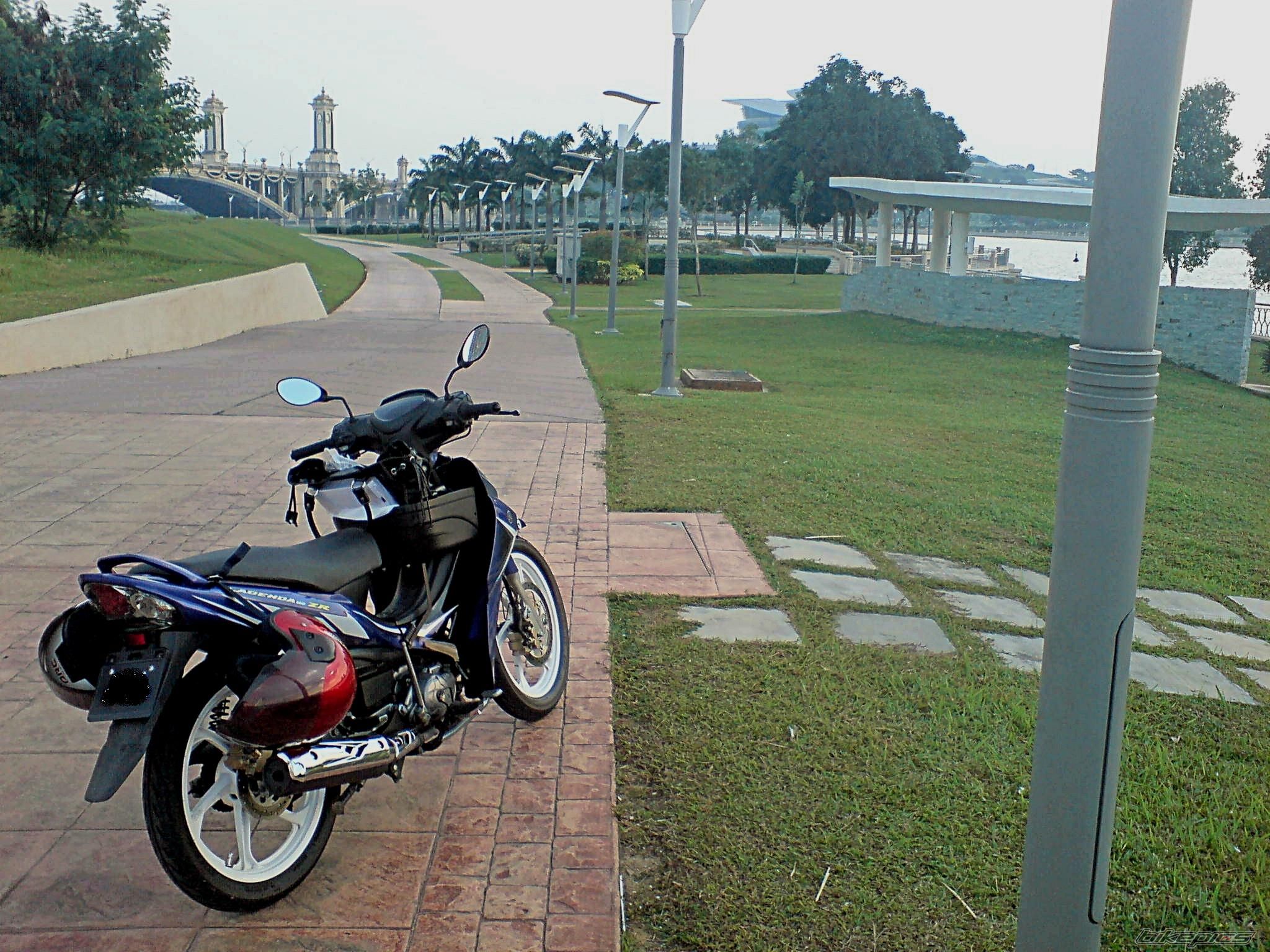 Bike Photo 1901697
