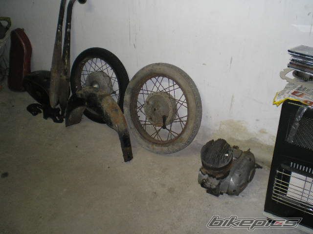 Photo 1901844