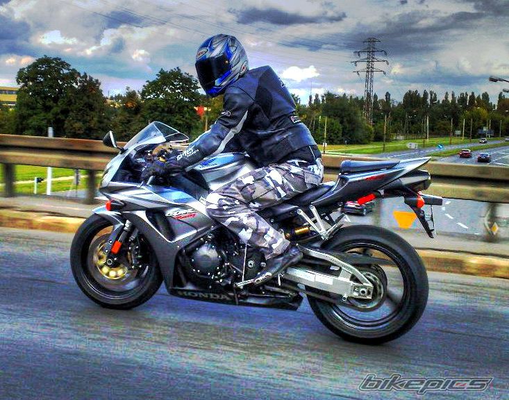 Bike Photo 1902076