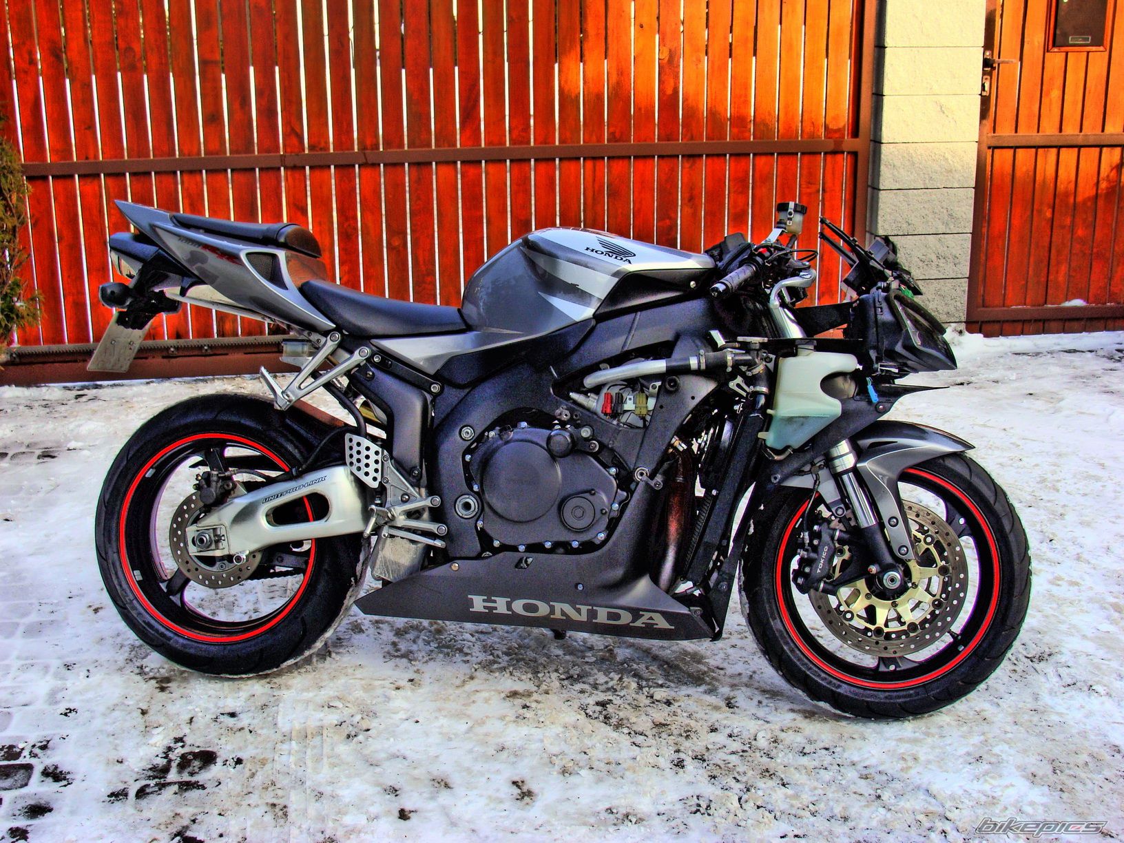 Bike Photo 1902087