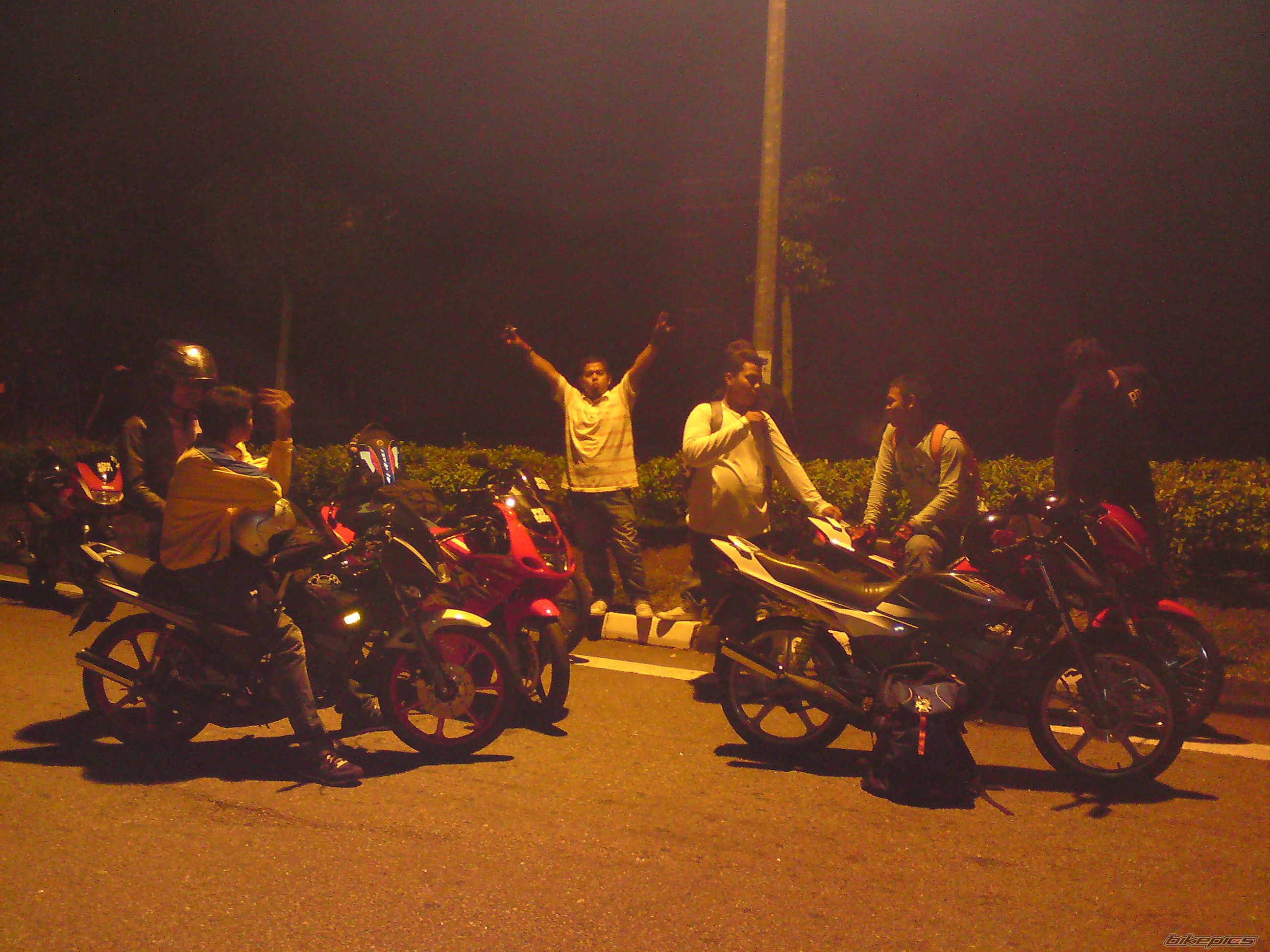 Bike Photo 1903031