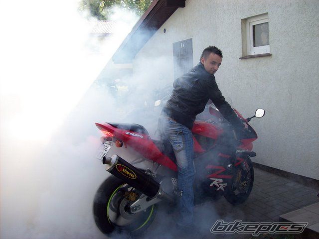Photo 1903361