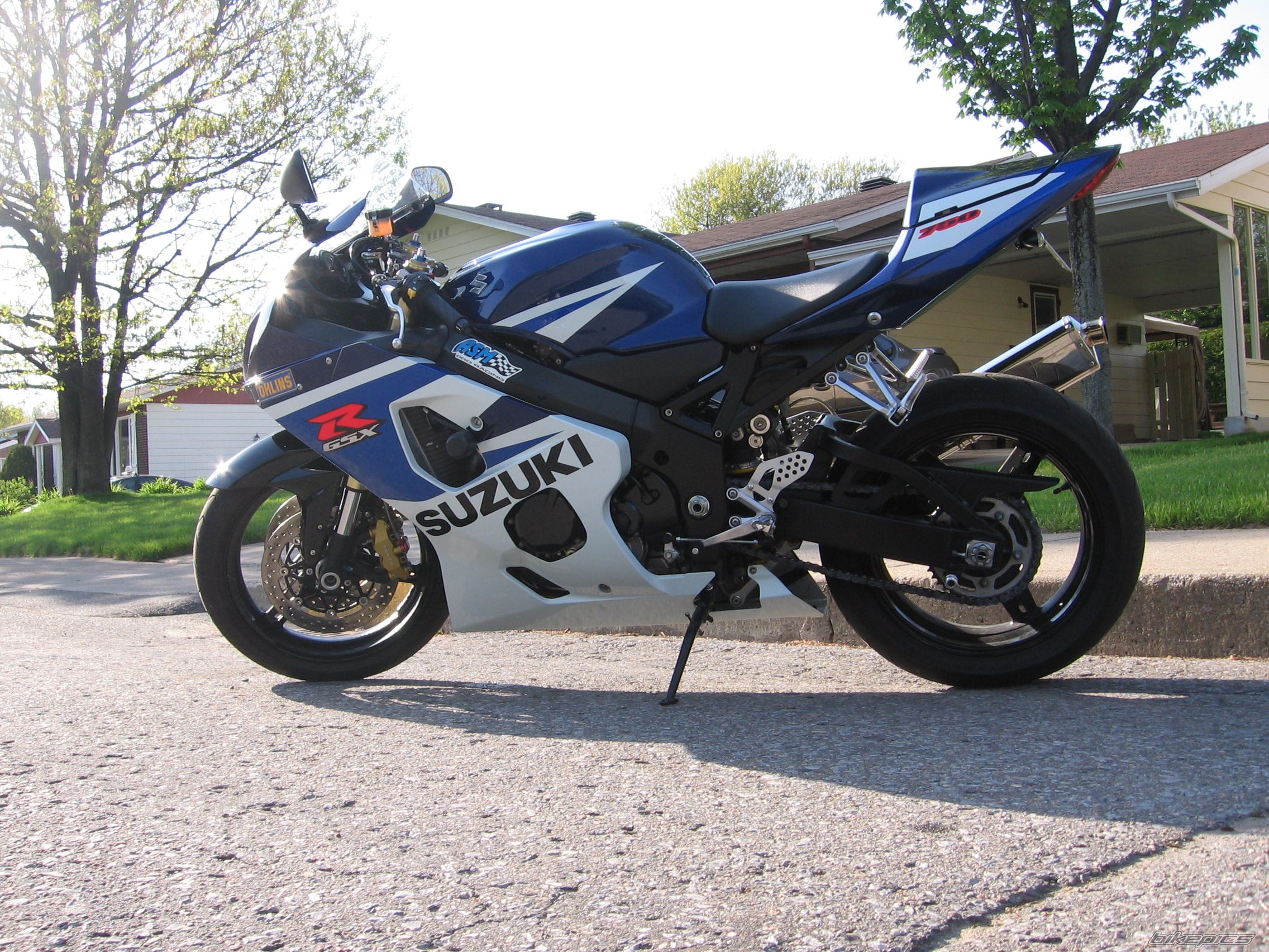 Bike Photo 1903375