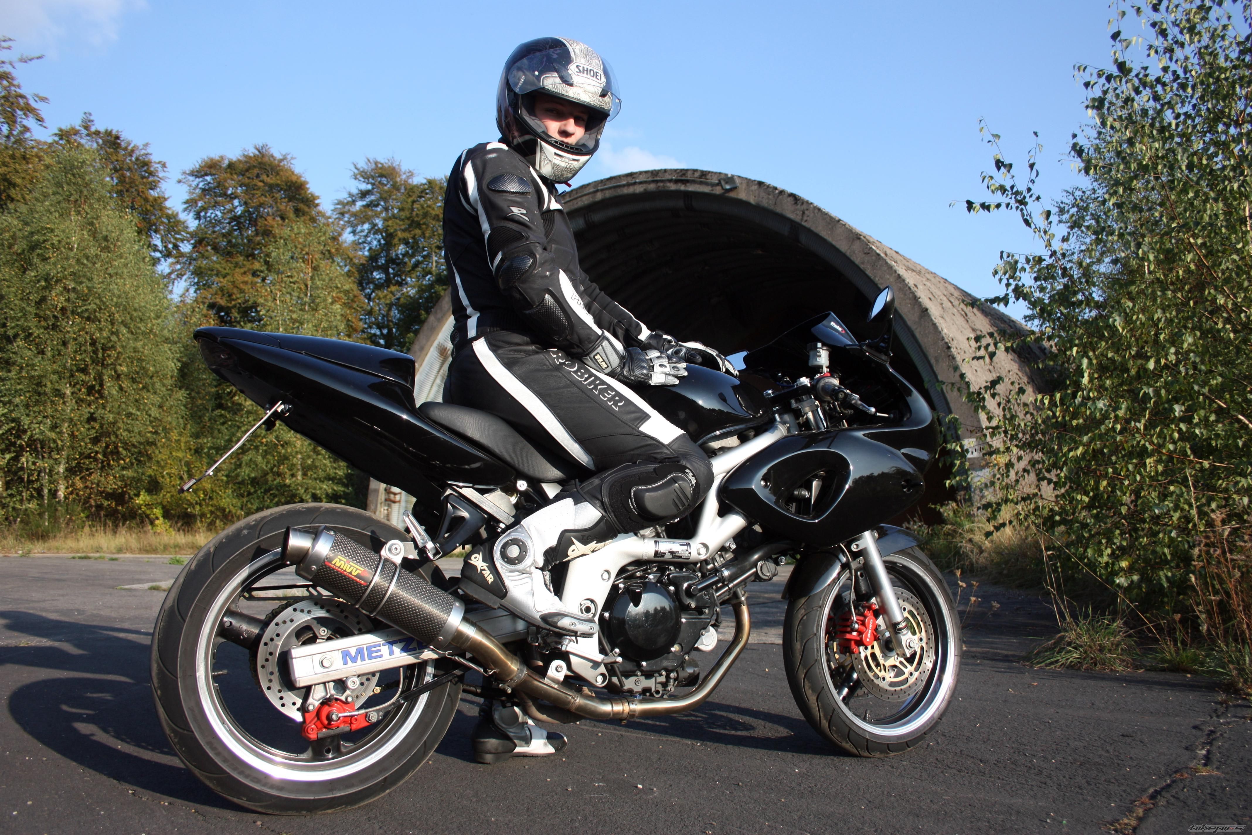 Bike Photo 1903476