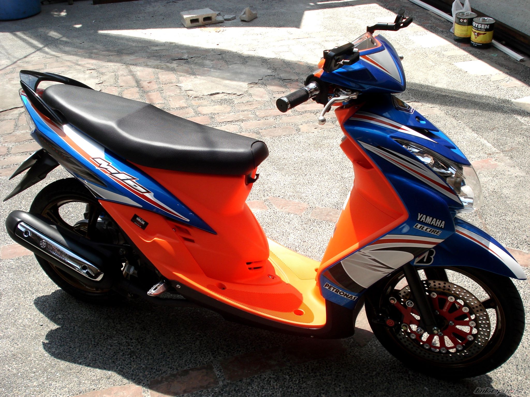 Bike Photo 1903781