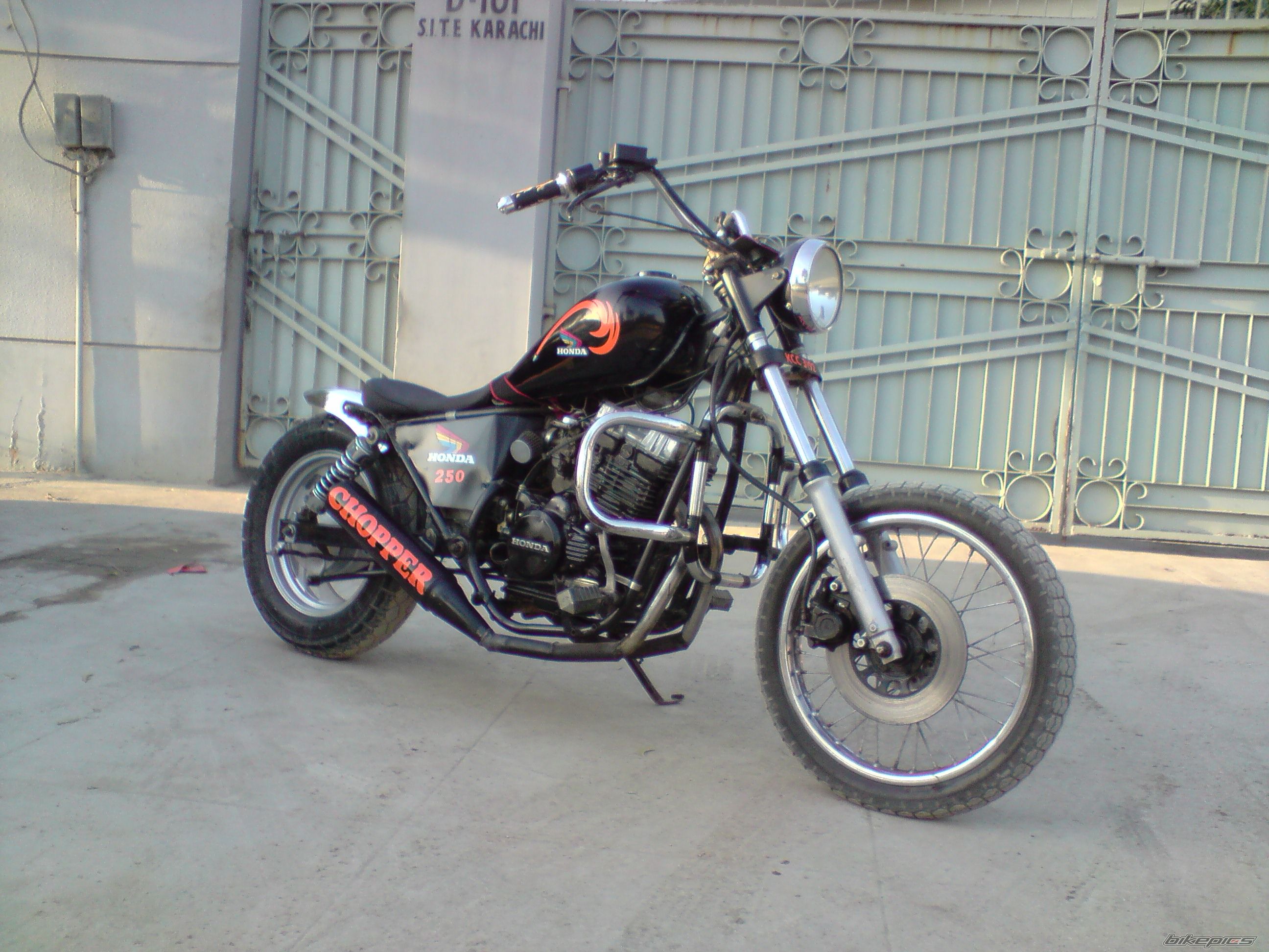 Bike Photo 1903892