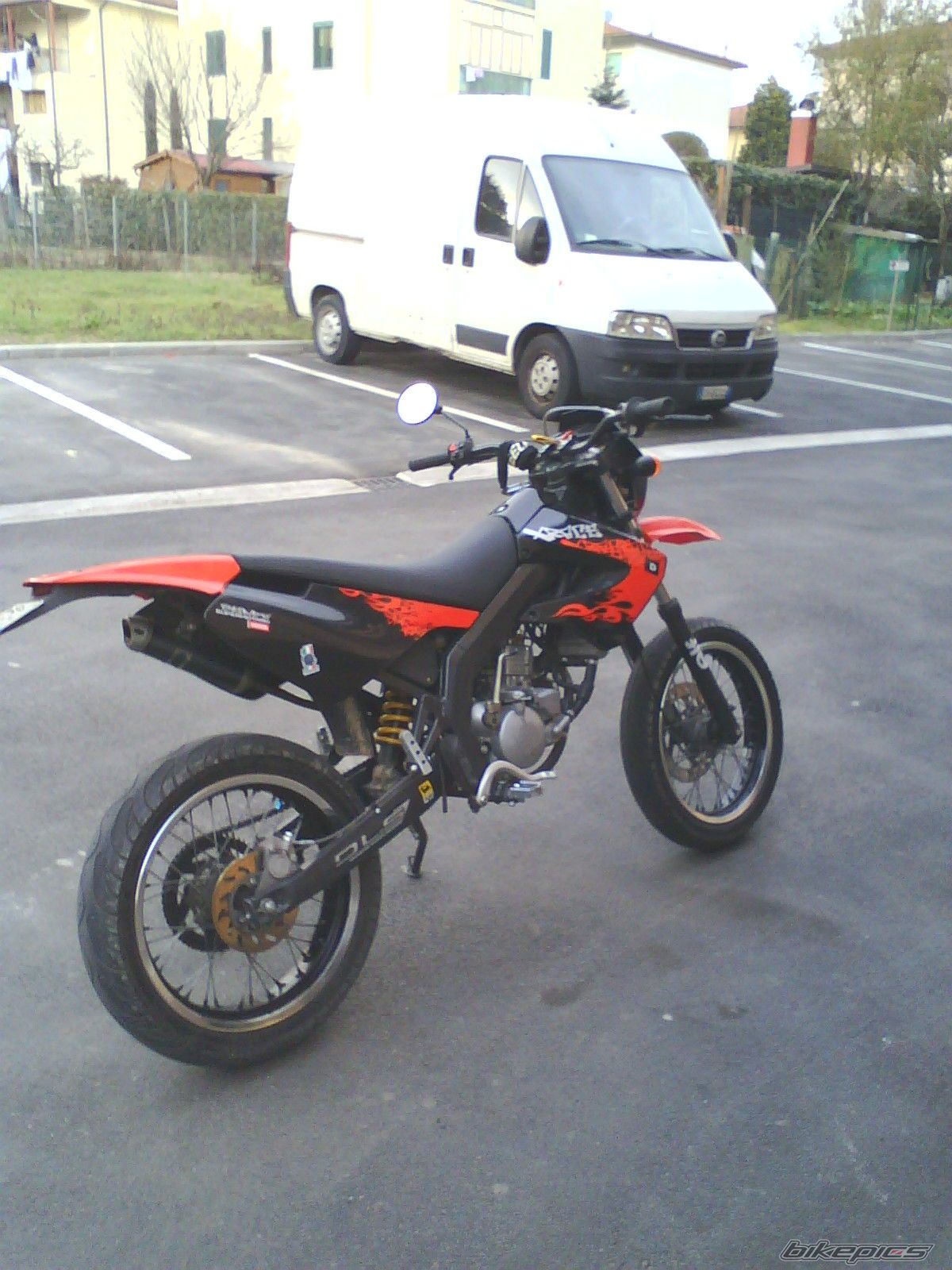 Bike Photo 1903982