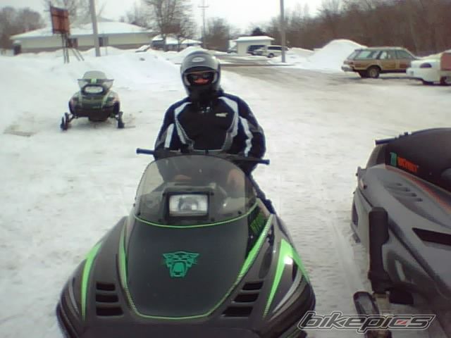 Photo 1904024