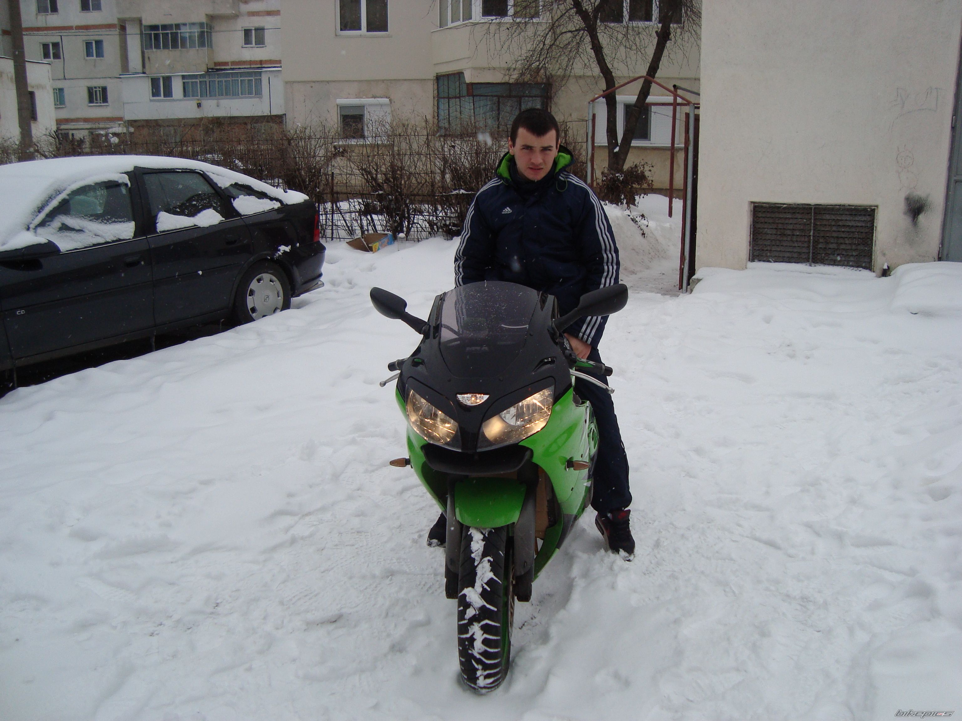 Bike Photo 1904186