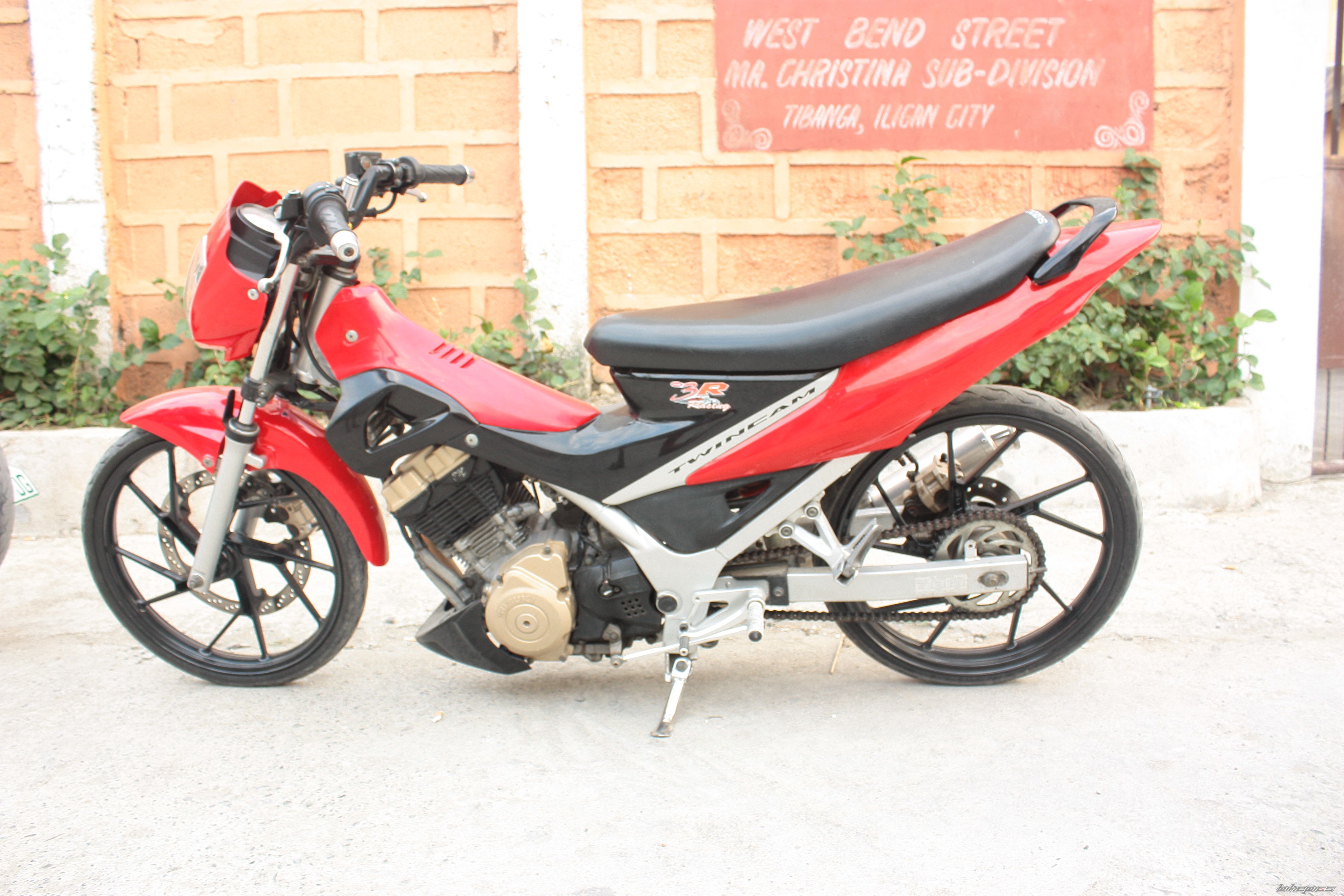 Bike Photo 1904983