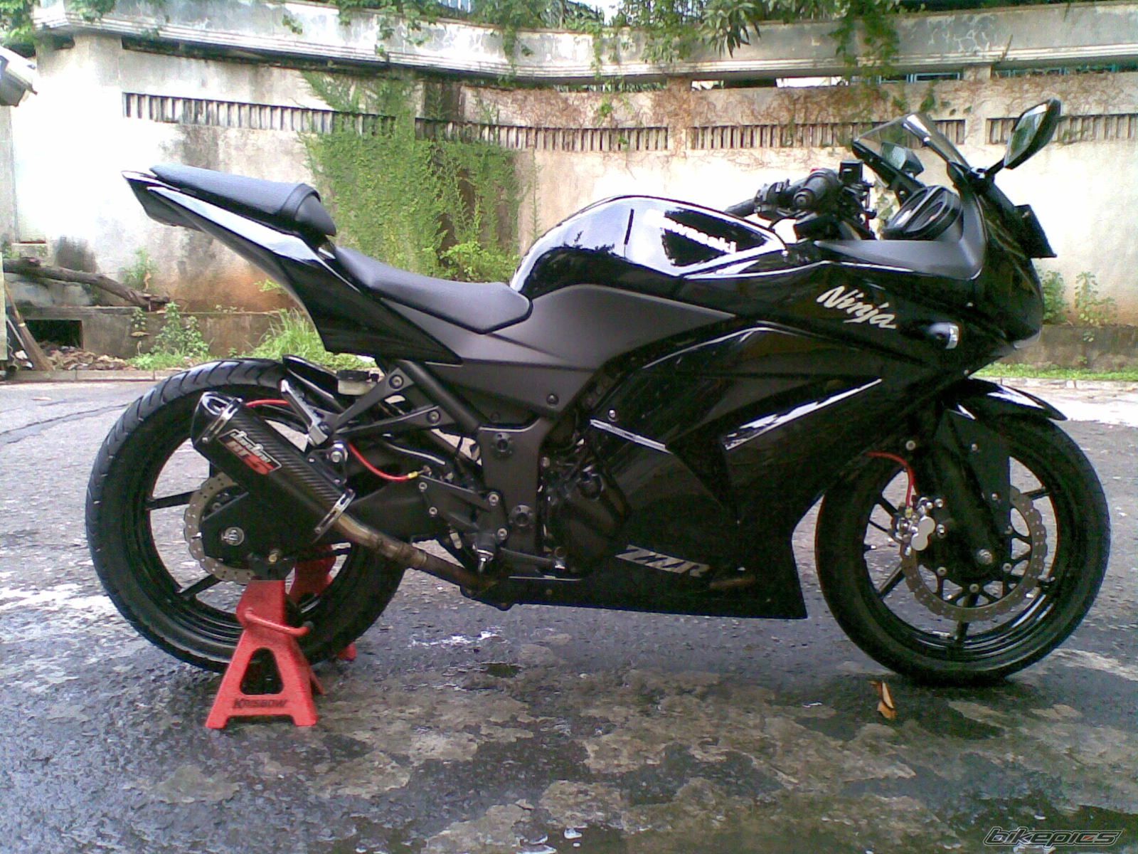 Bike Photo 1905345