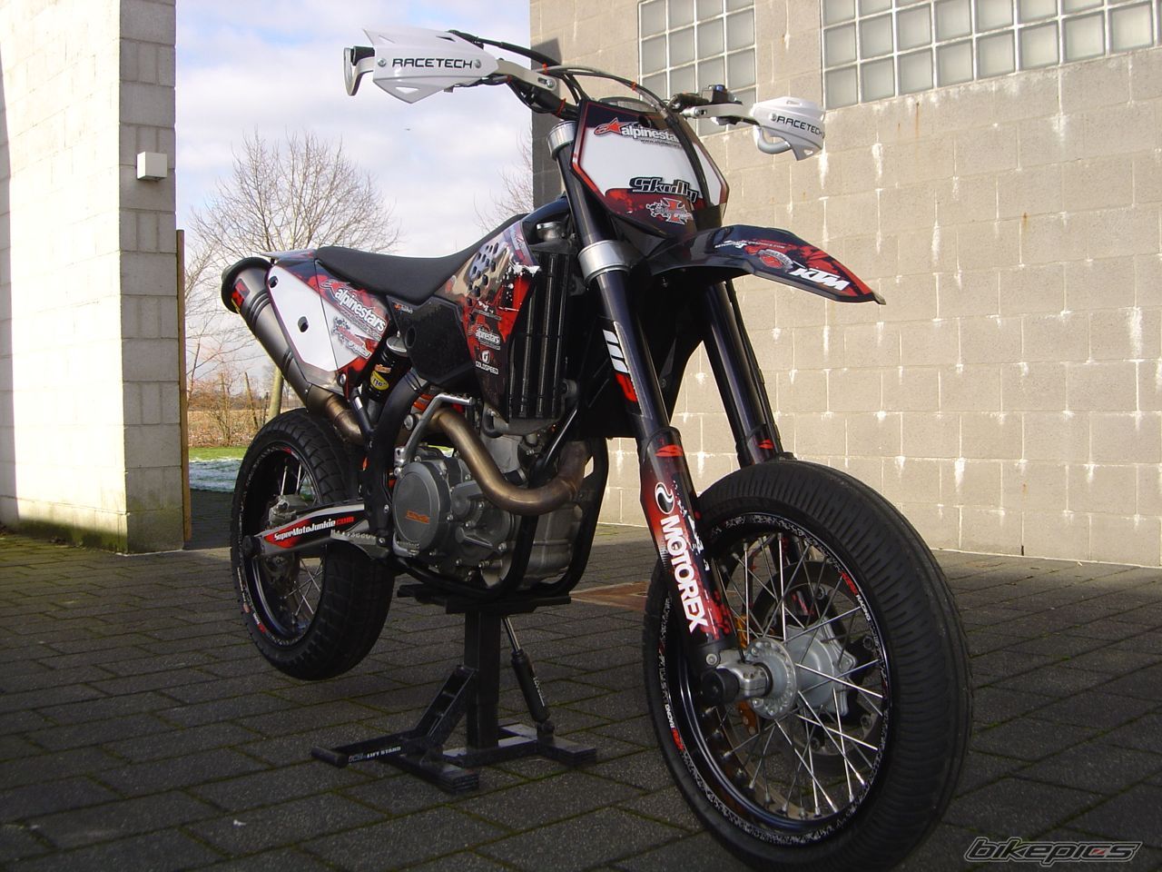 Bike Photo 1905562