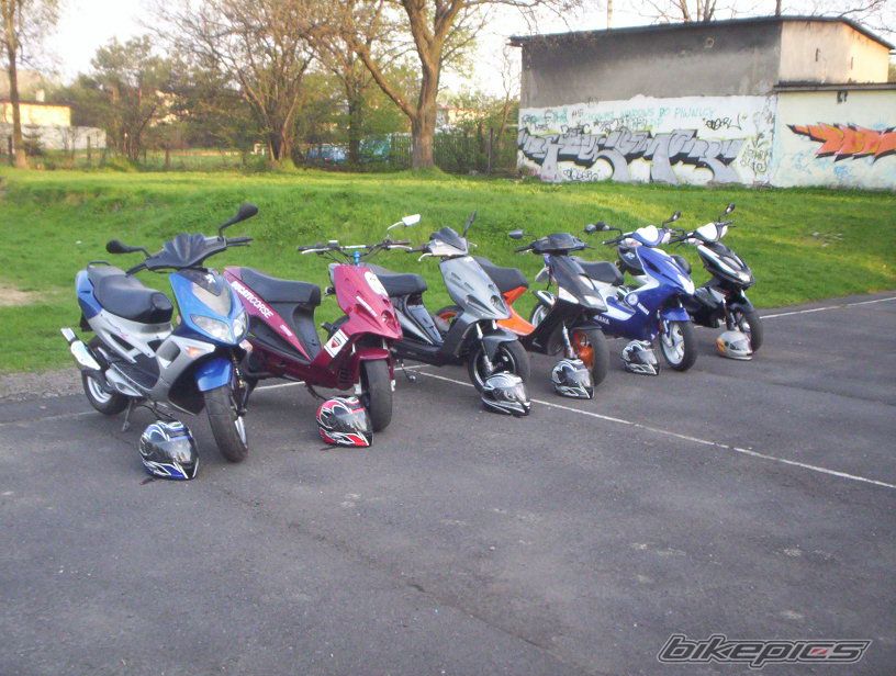Bike Photo 1905881