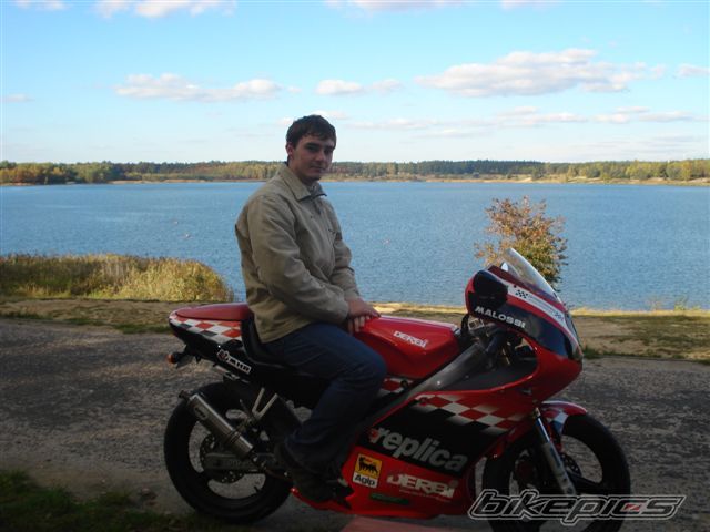 Bike Photo 1905905