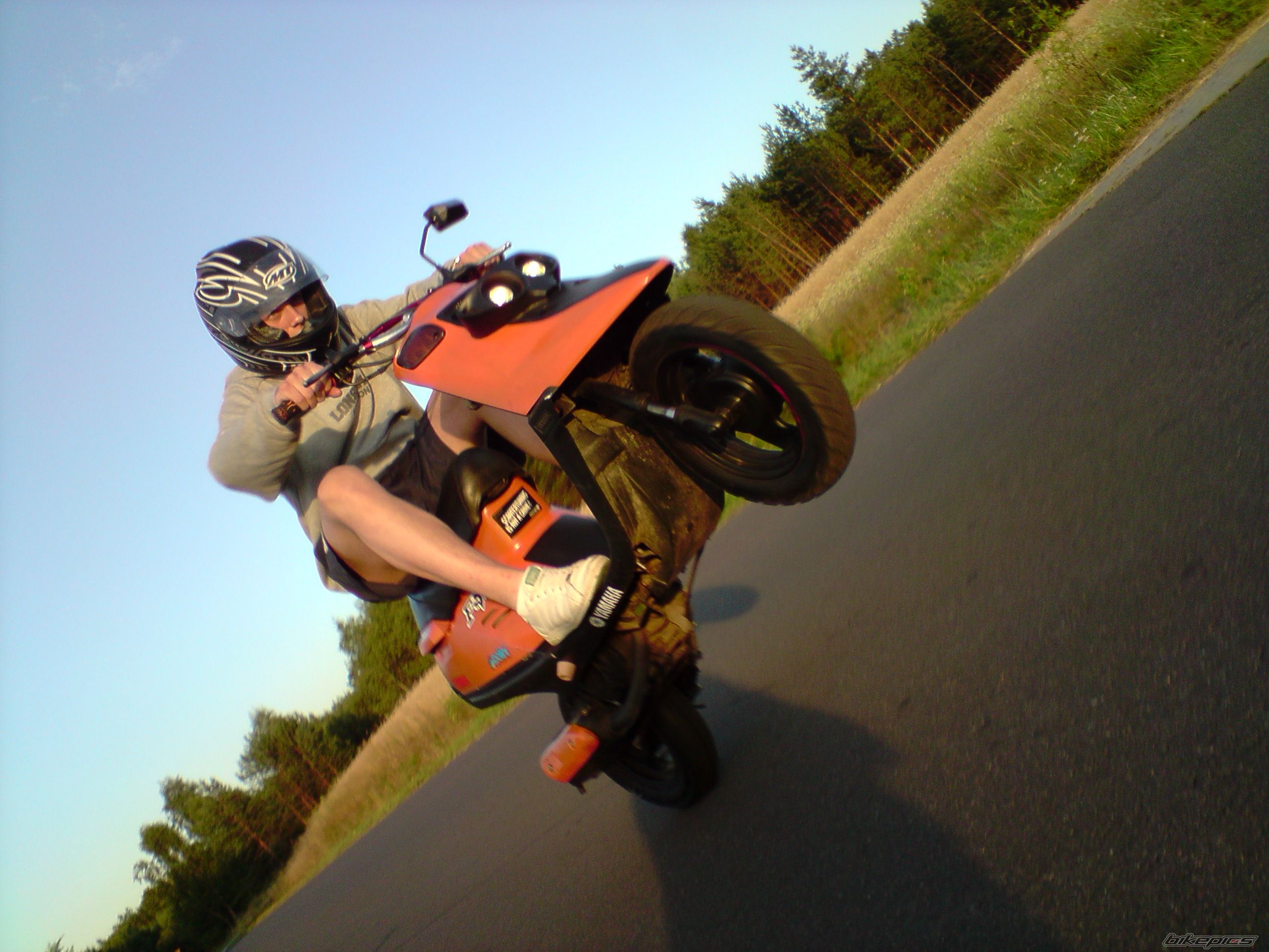 Bike Photo 1906495