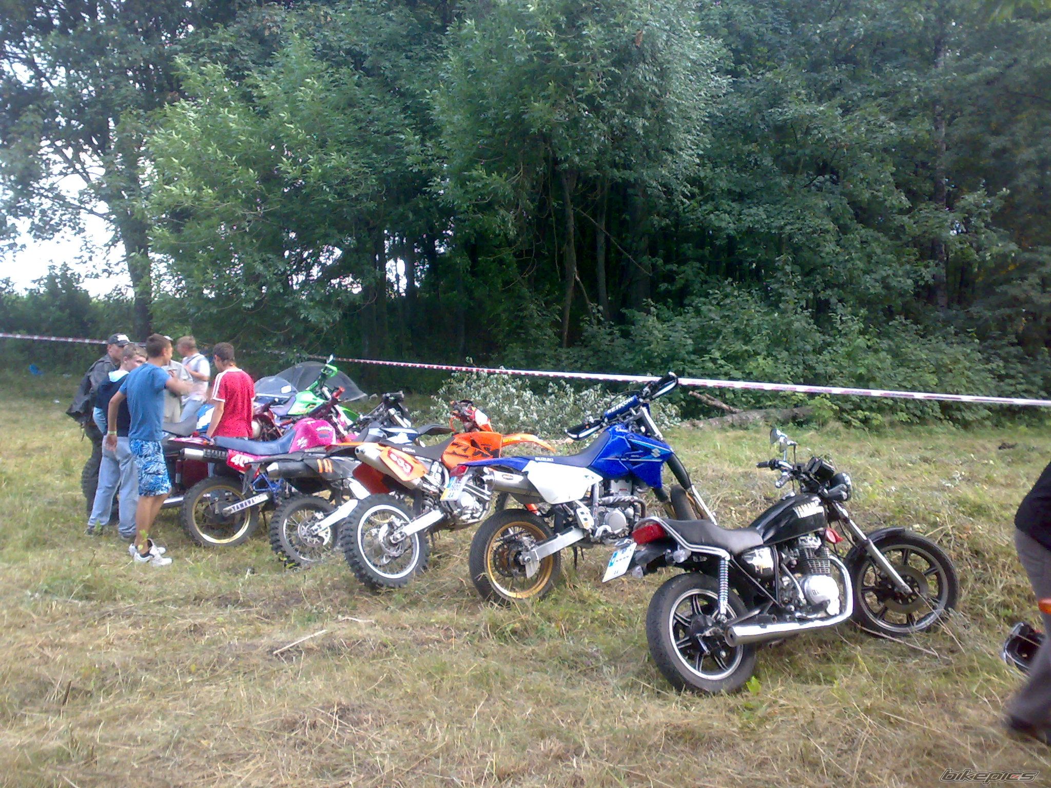 Photo 1906875