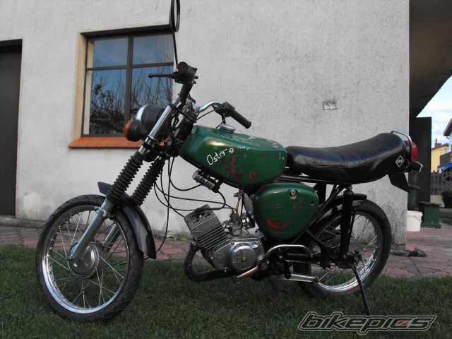 Photo 1908256