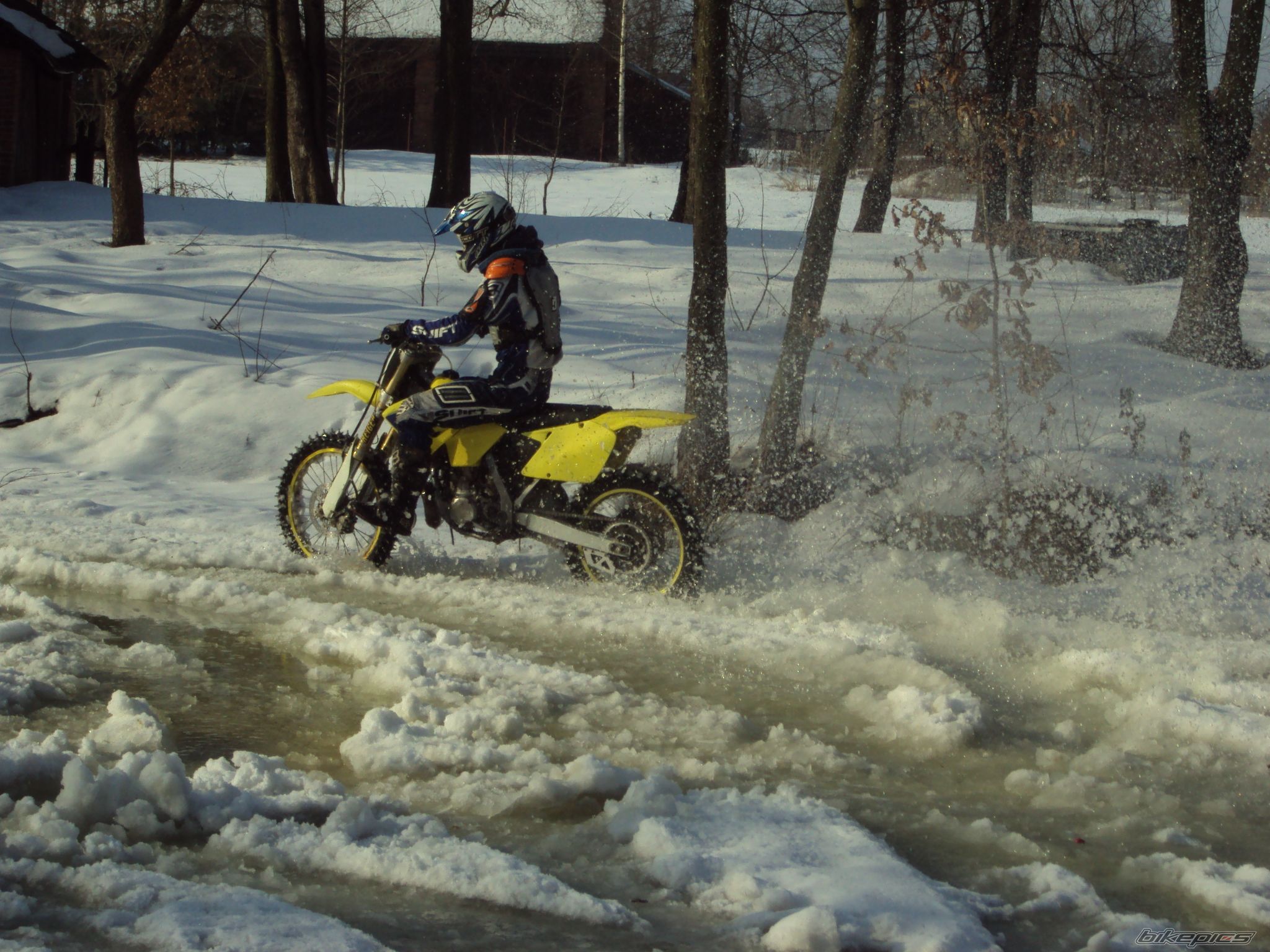 Bike Photo 1908579