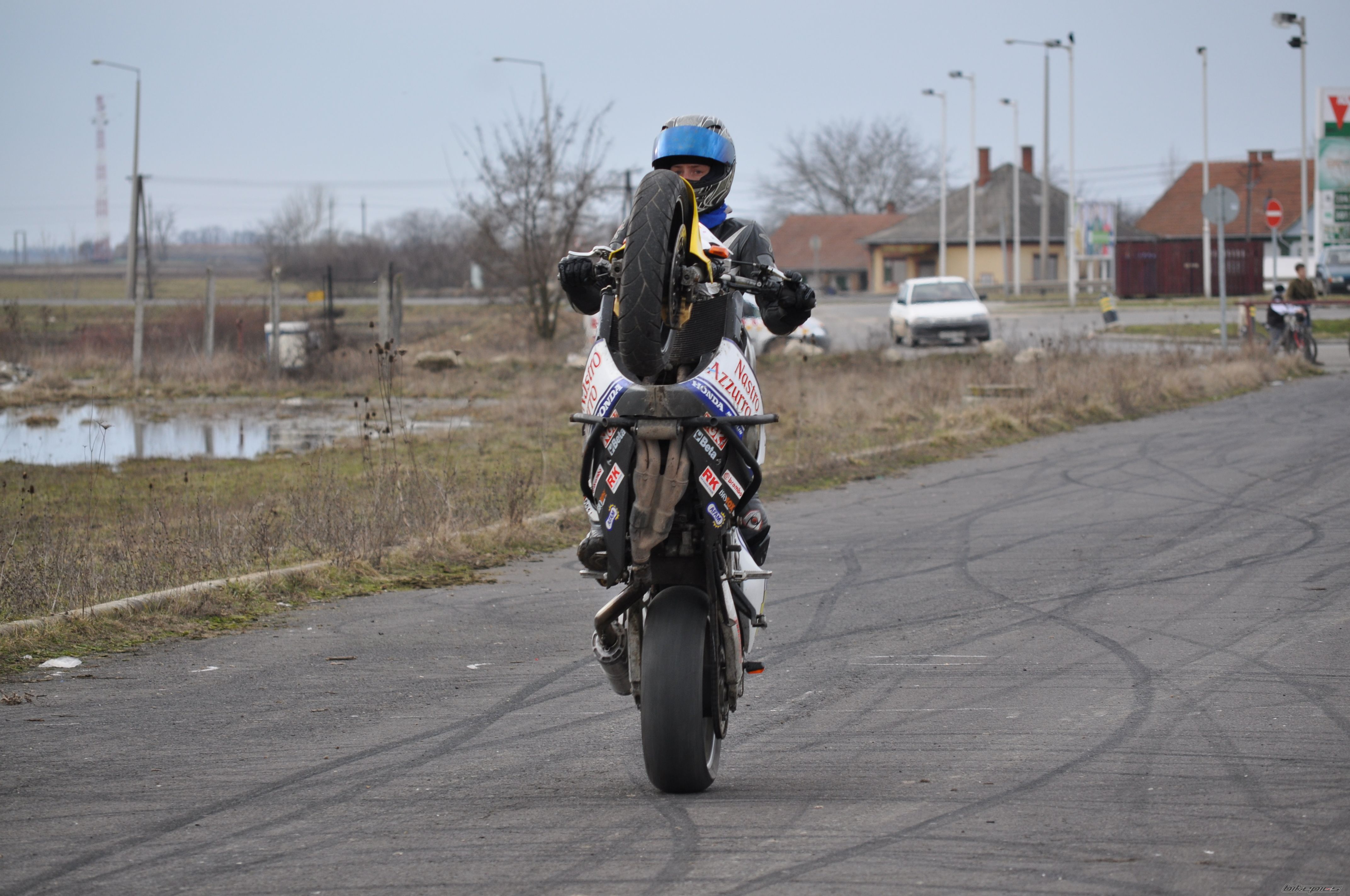 Bike Photo 1908675