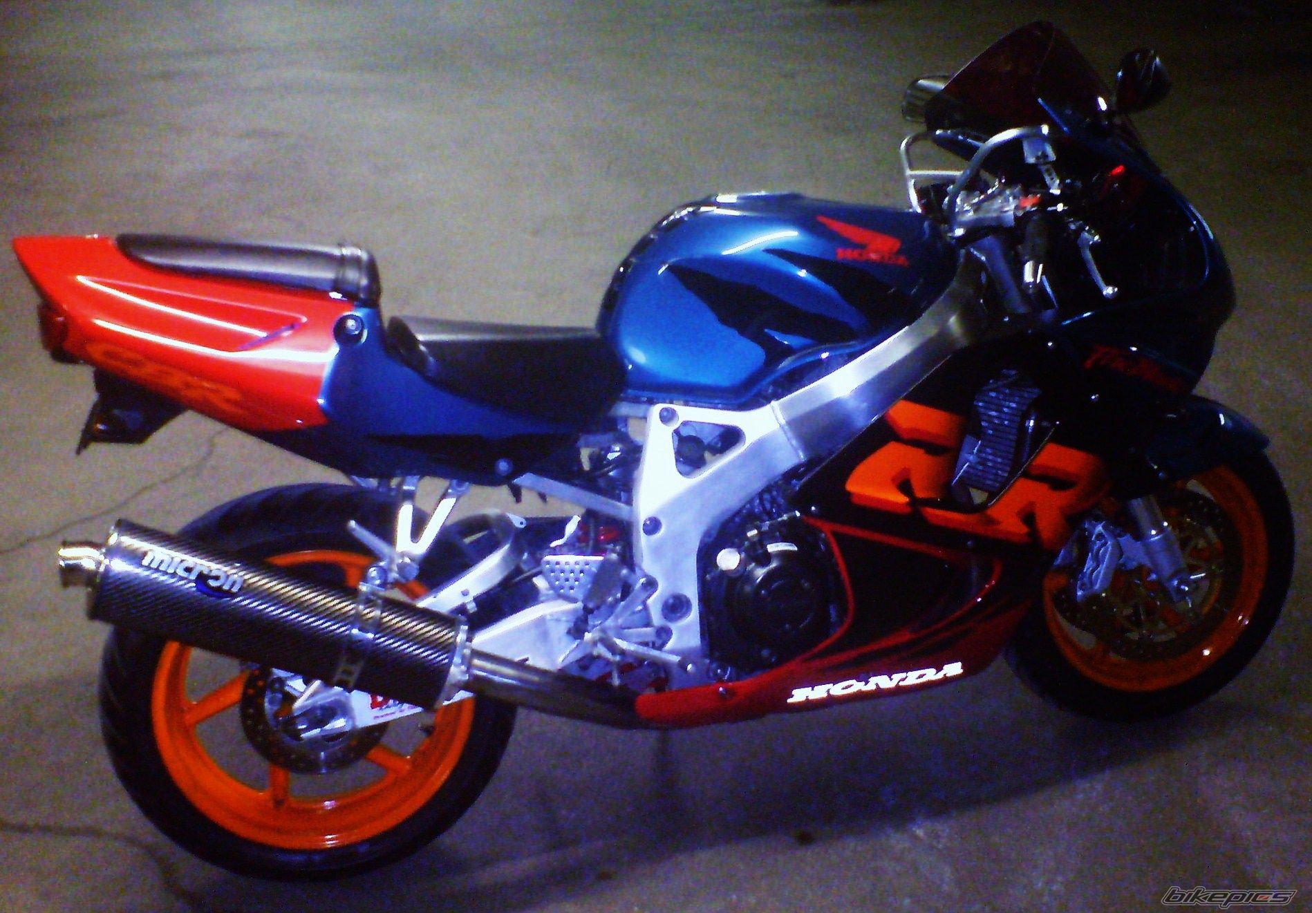 Bike Photo 1908879