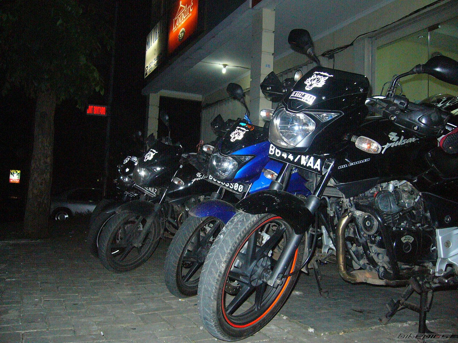 Bike Photo 1908974