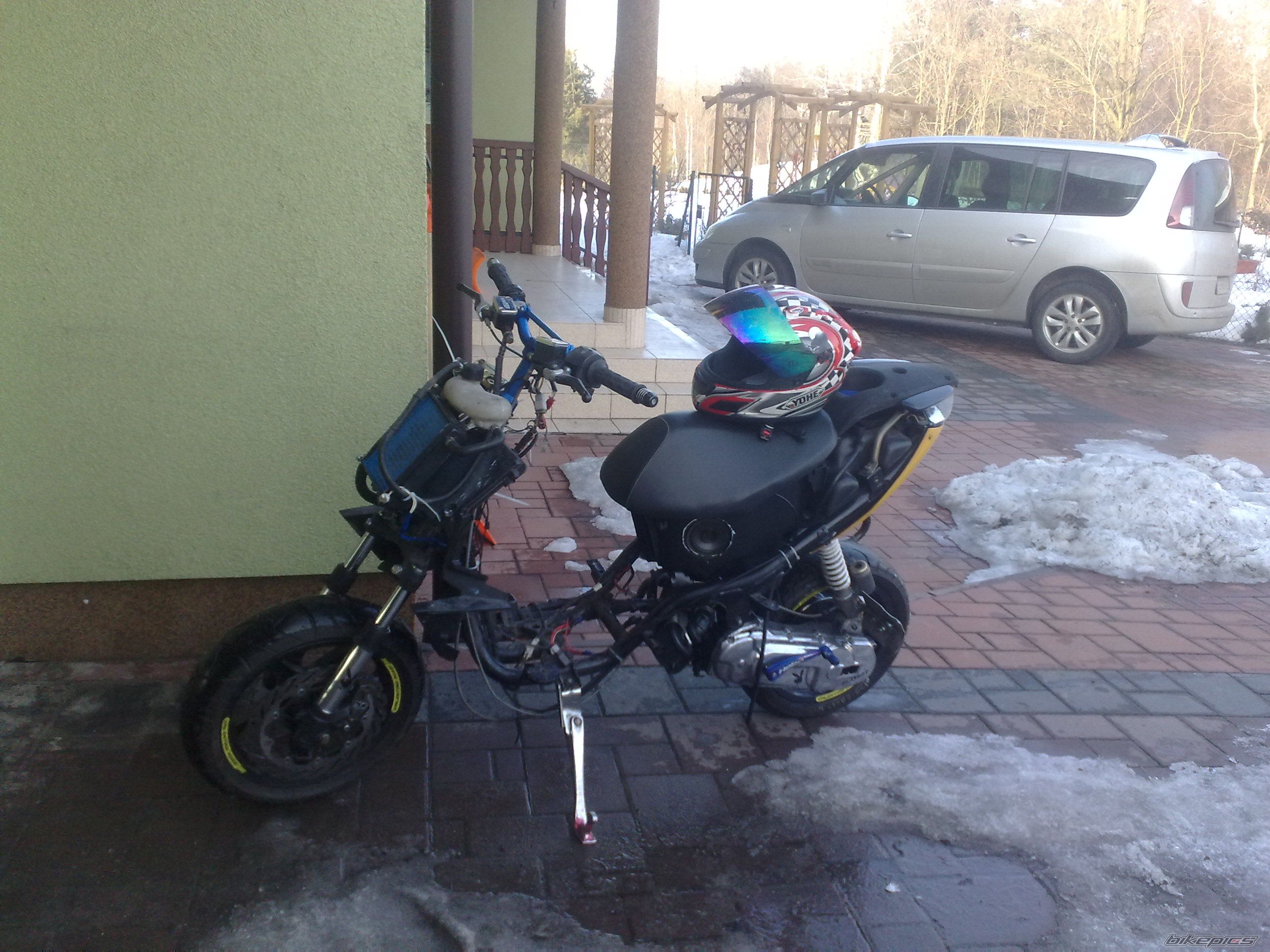 Bike Photo 1909215