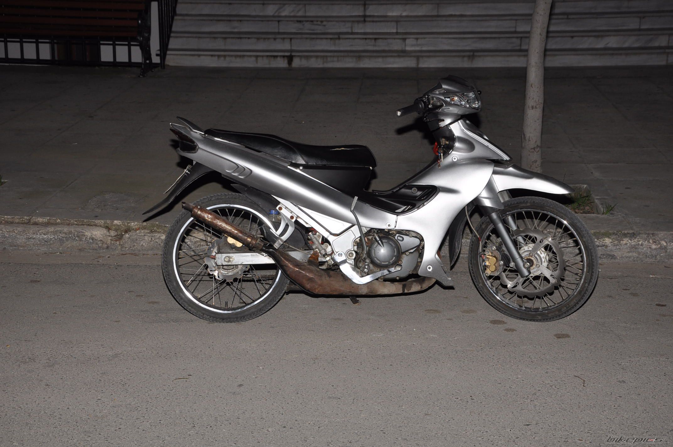 Bike Photo 1909686