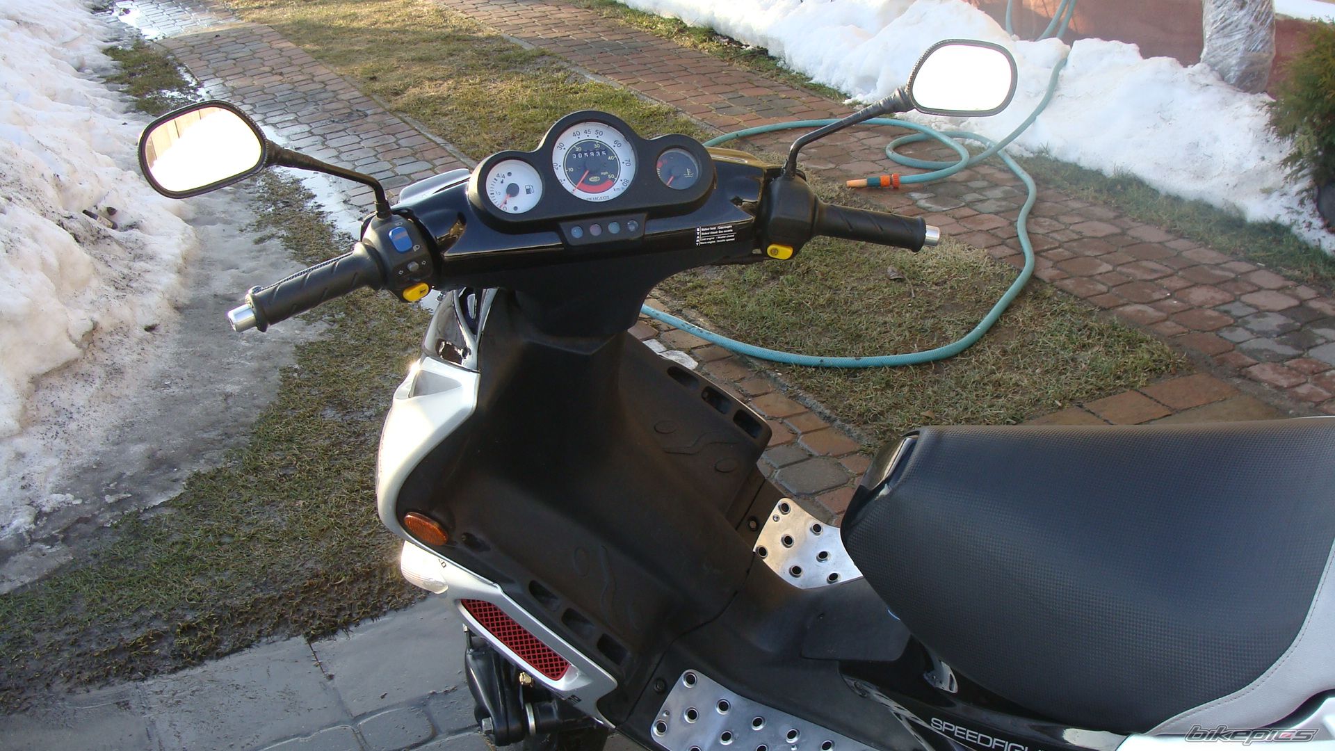 Bike Photo 1910239