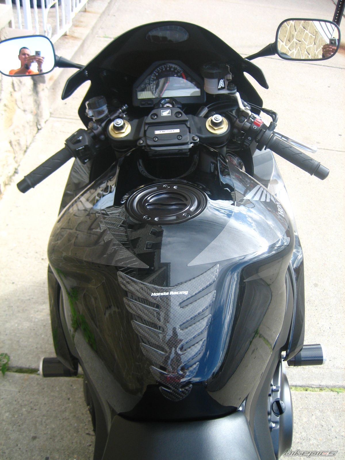 Bike Photo 1910384