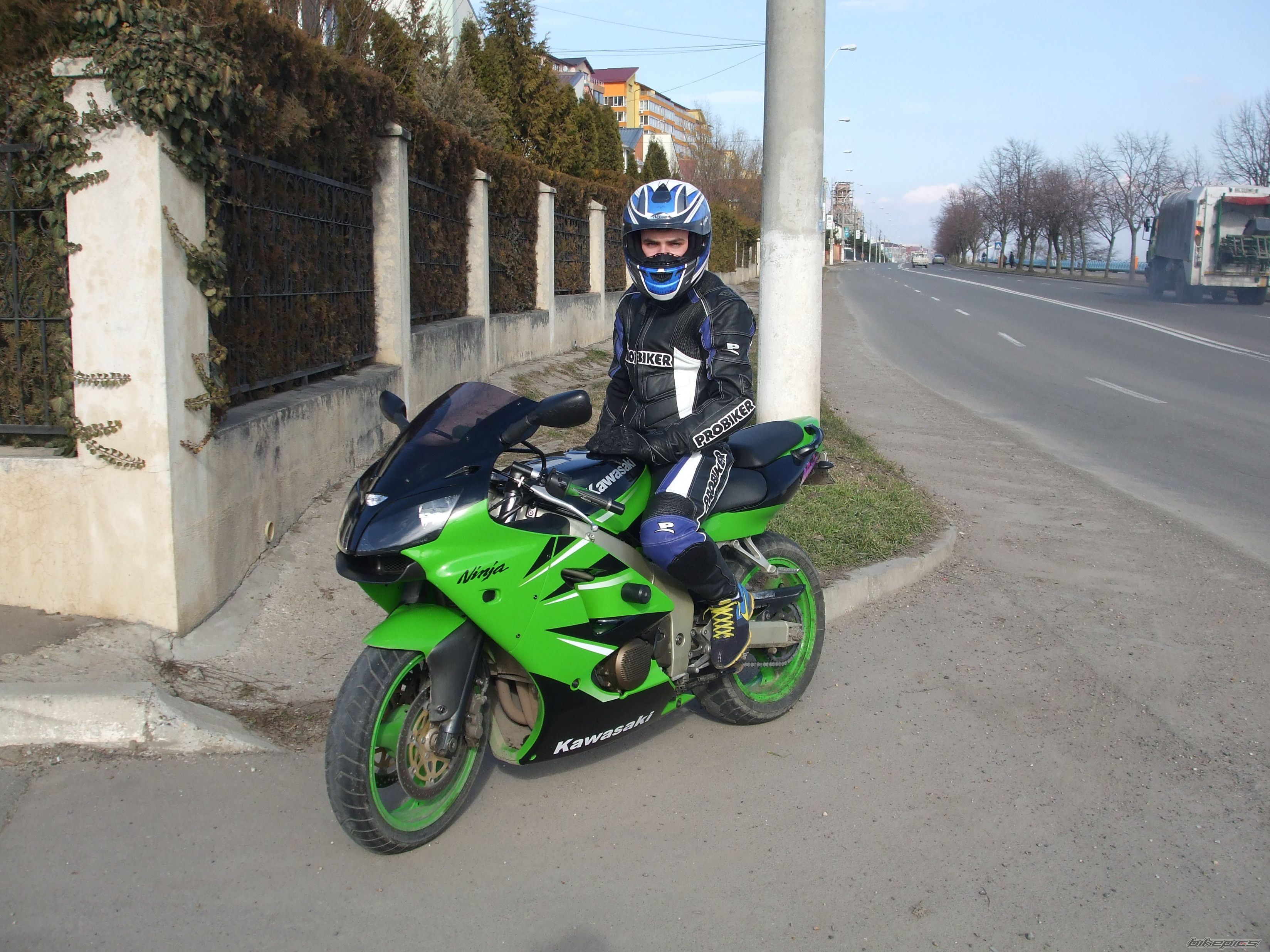 Bike Photo 1910574