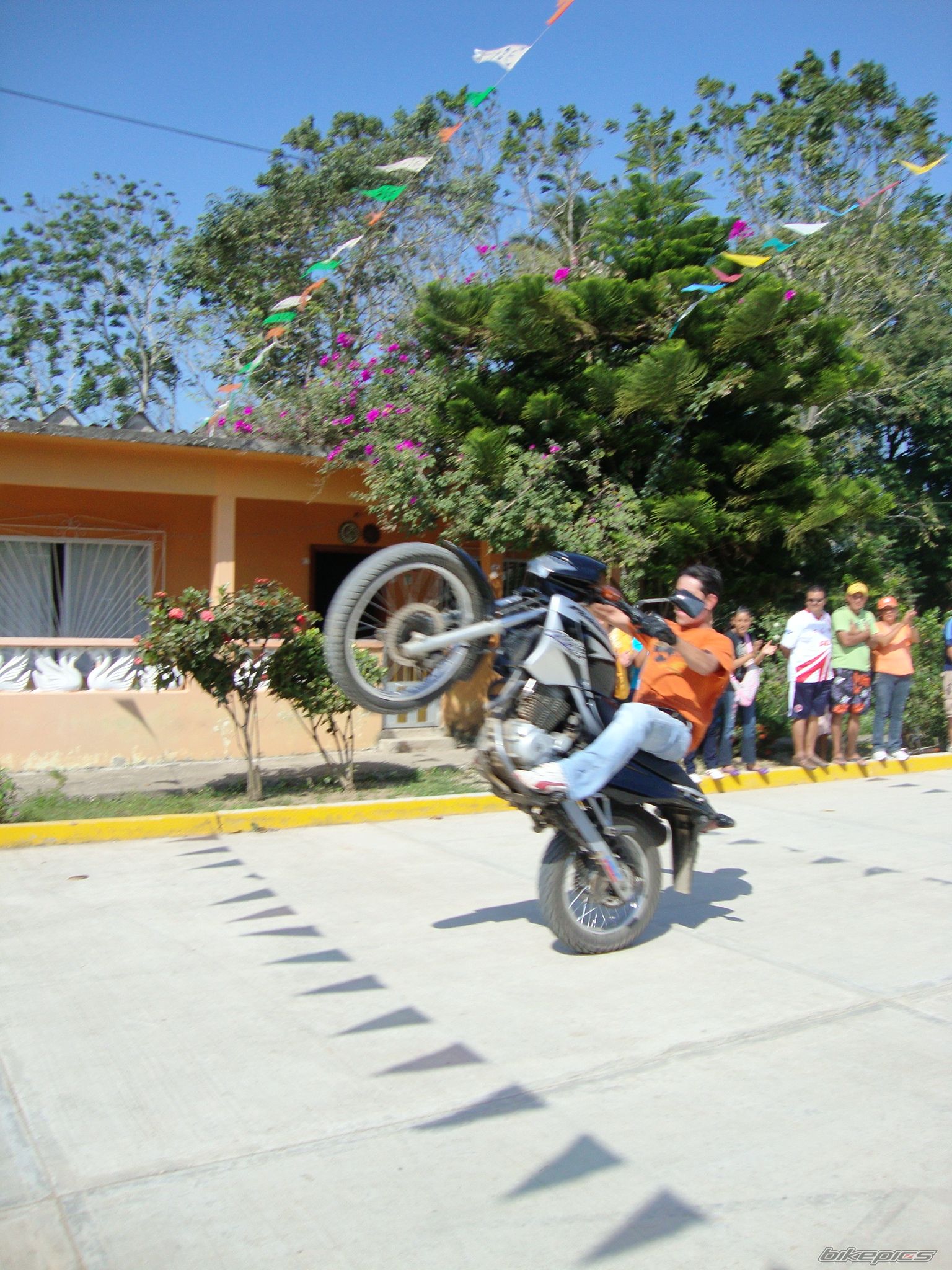 Bike Photo 1911229