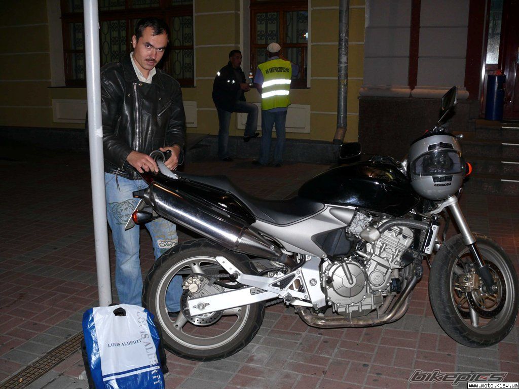 Photo 1911756