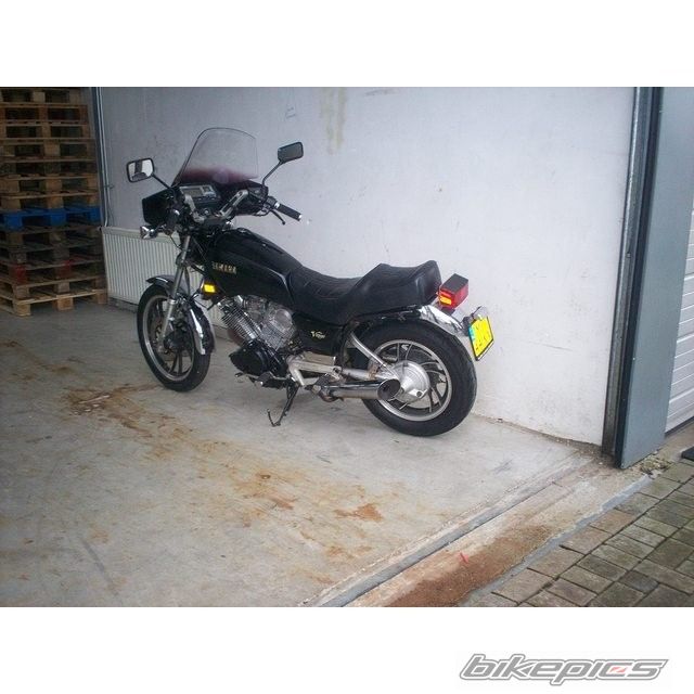Photo 1912210