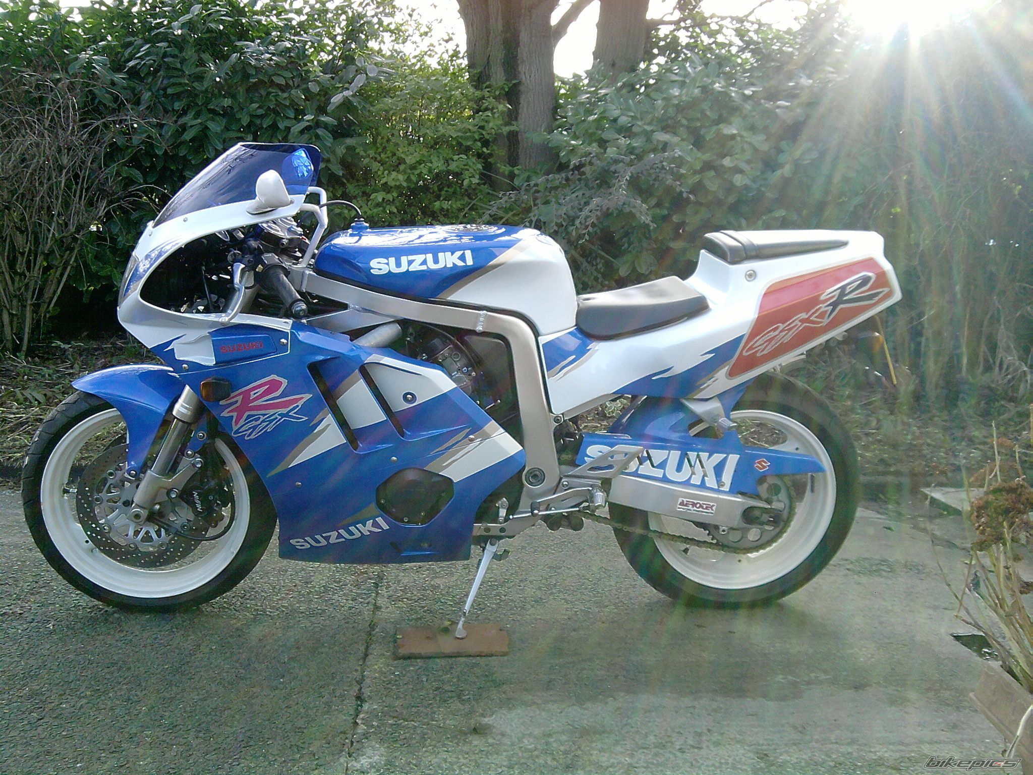 Bike Photo 1912357