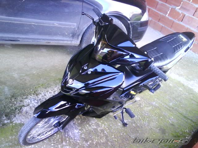 Photo 1912378