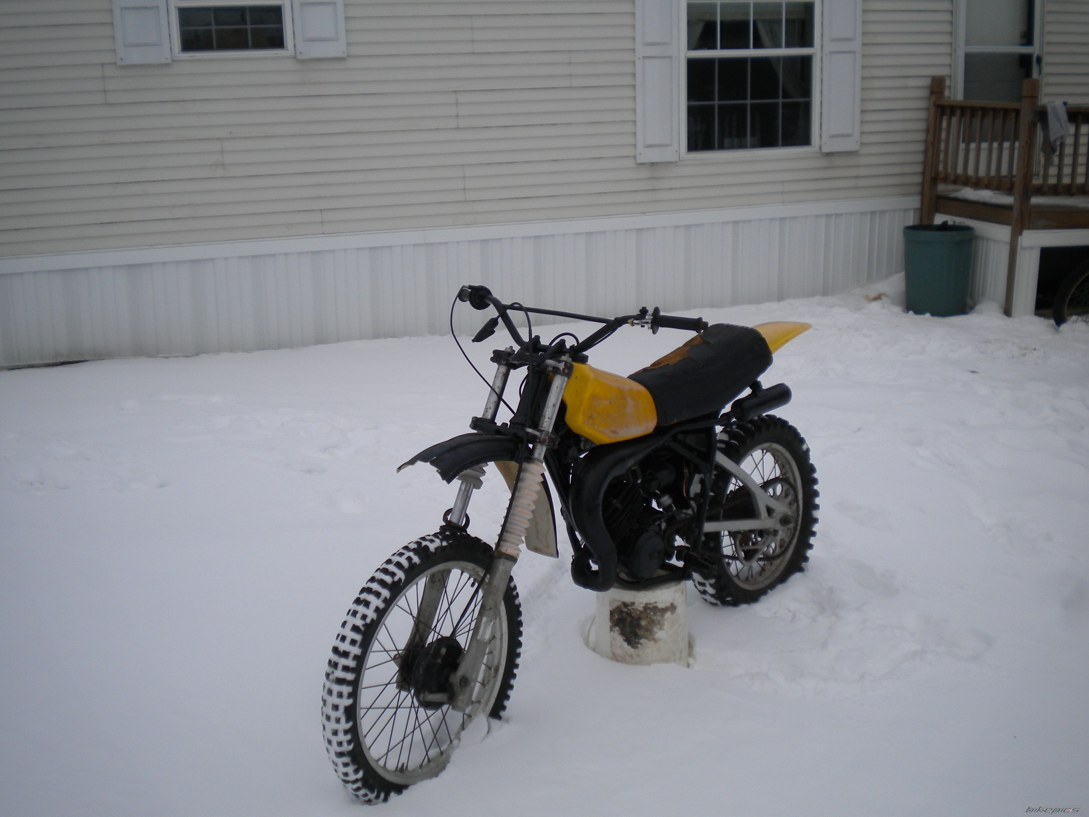 Photo 1912558