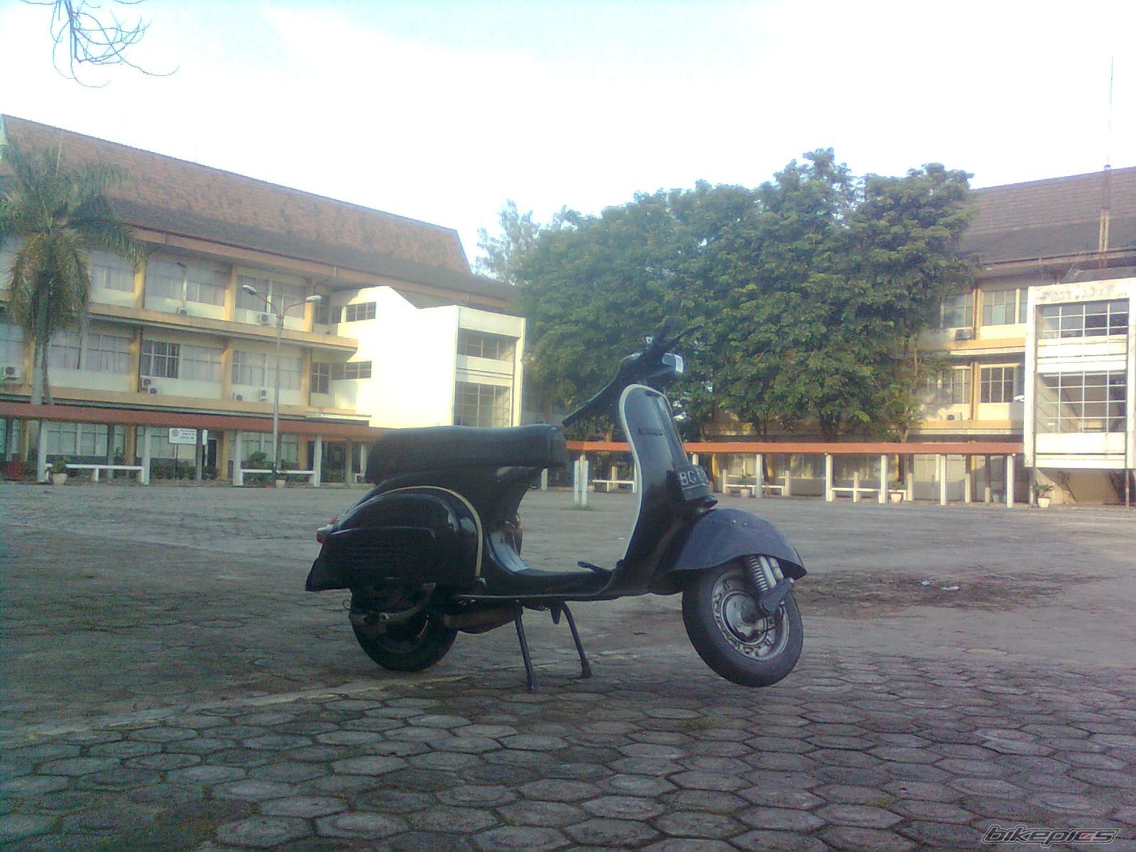 Photo 1912650