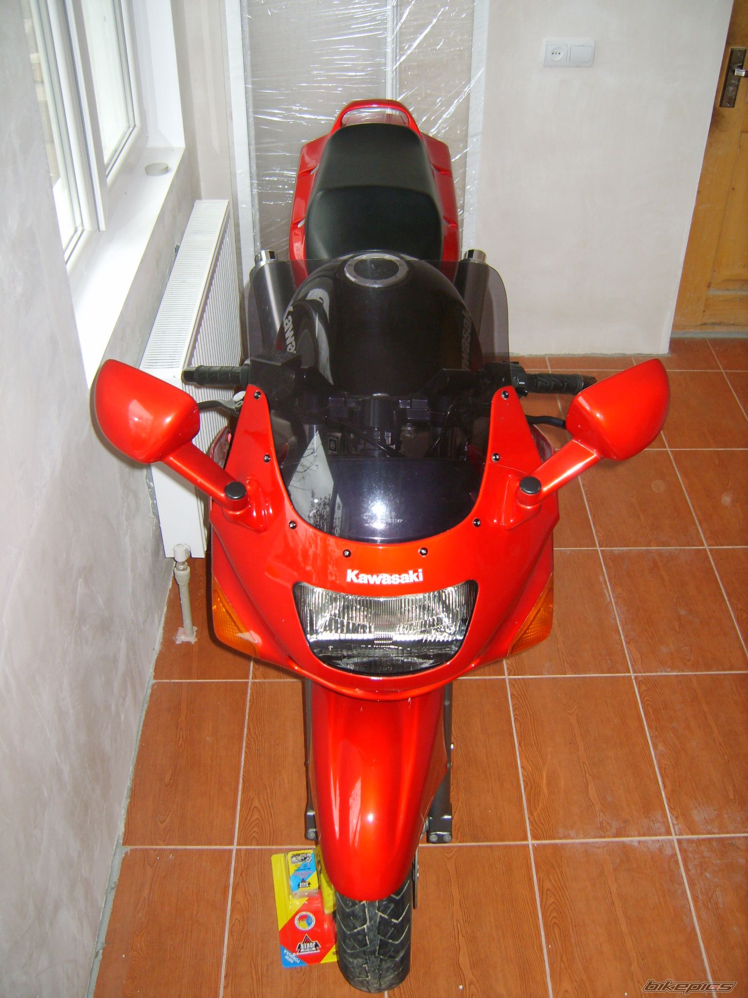 Photo 1912704